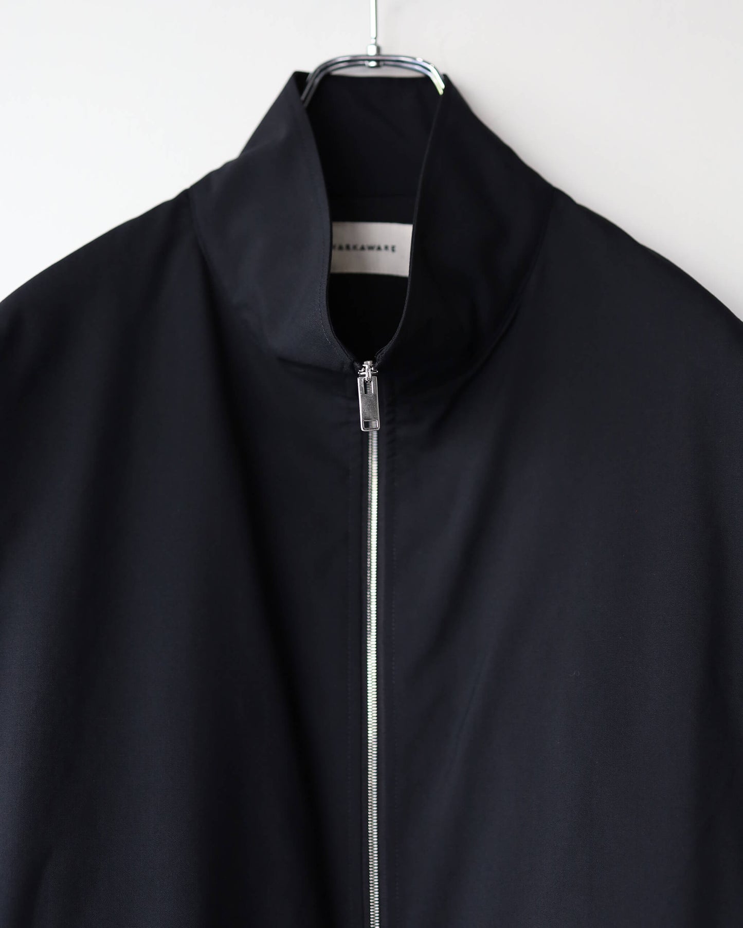 GYM JACKET 2/80 ORGANIC WOOL TYPEWRITER "BLACK"