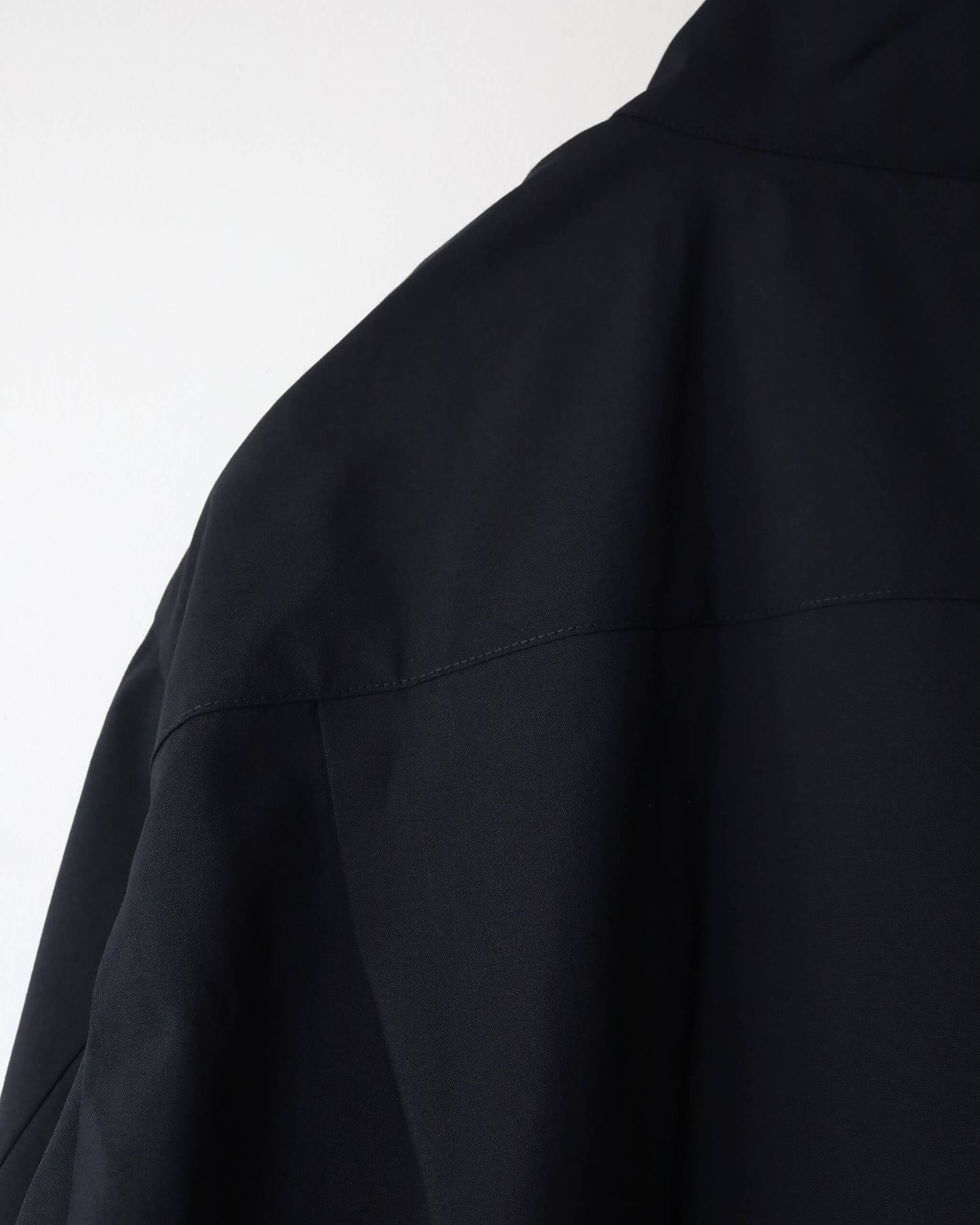 GYM JACKET 2/80 ORGANIC WOOL TYPEWRITER "BLACK"