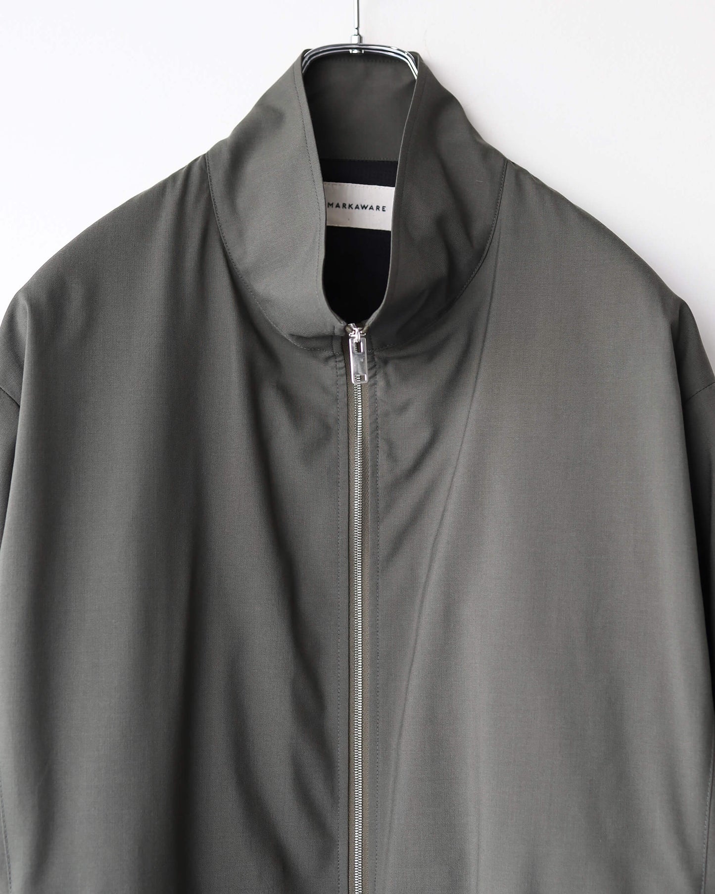 GYM JACKET 2/80 ORGANIC WOOL TYPEWRITER "OLIVE"