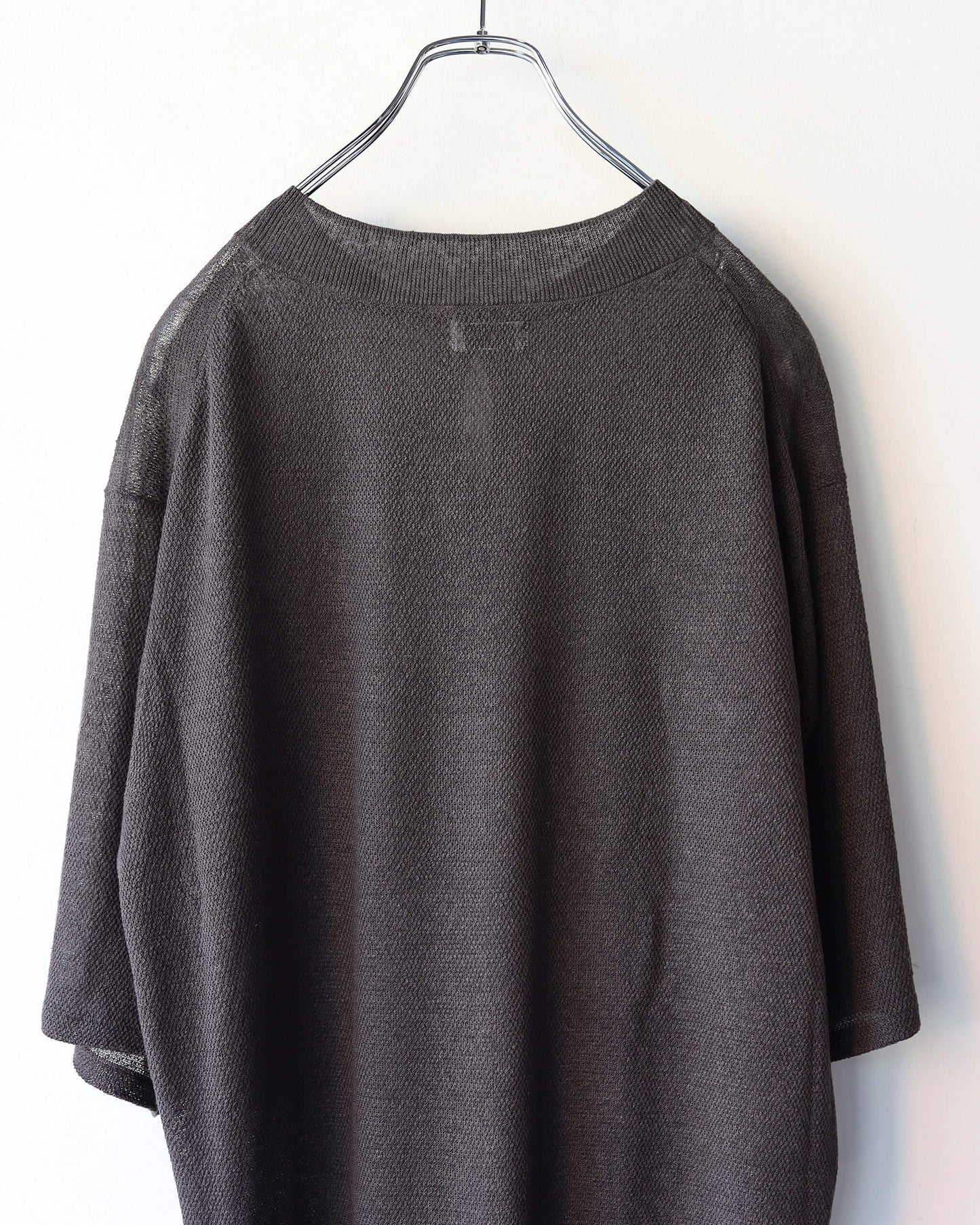 French linen One-button crew neck sweater "Charcoal"