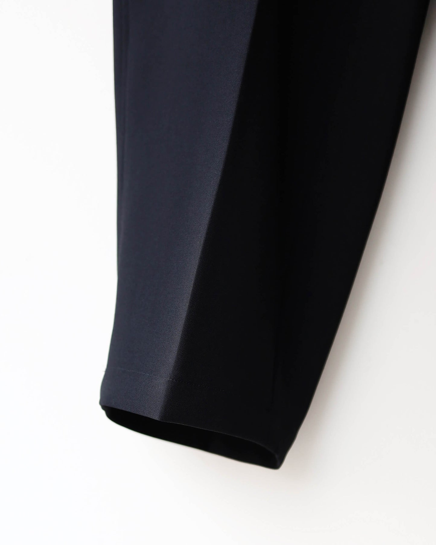 DOUGI PANTS "BLACK"
