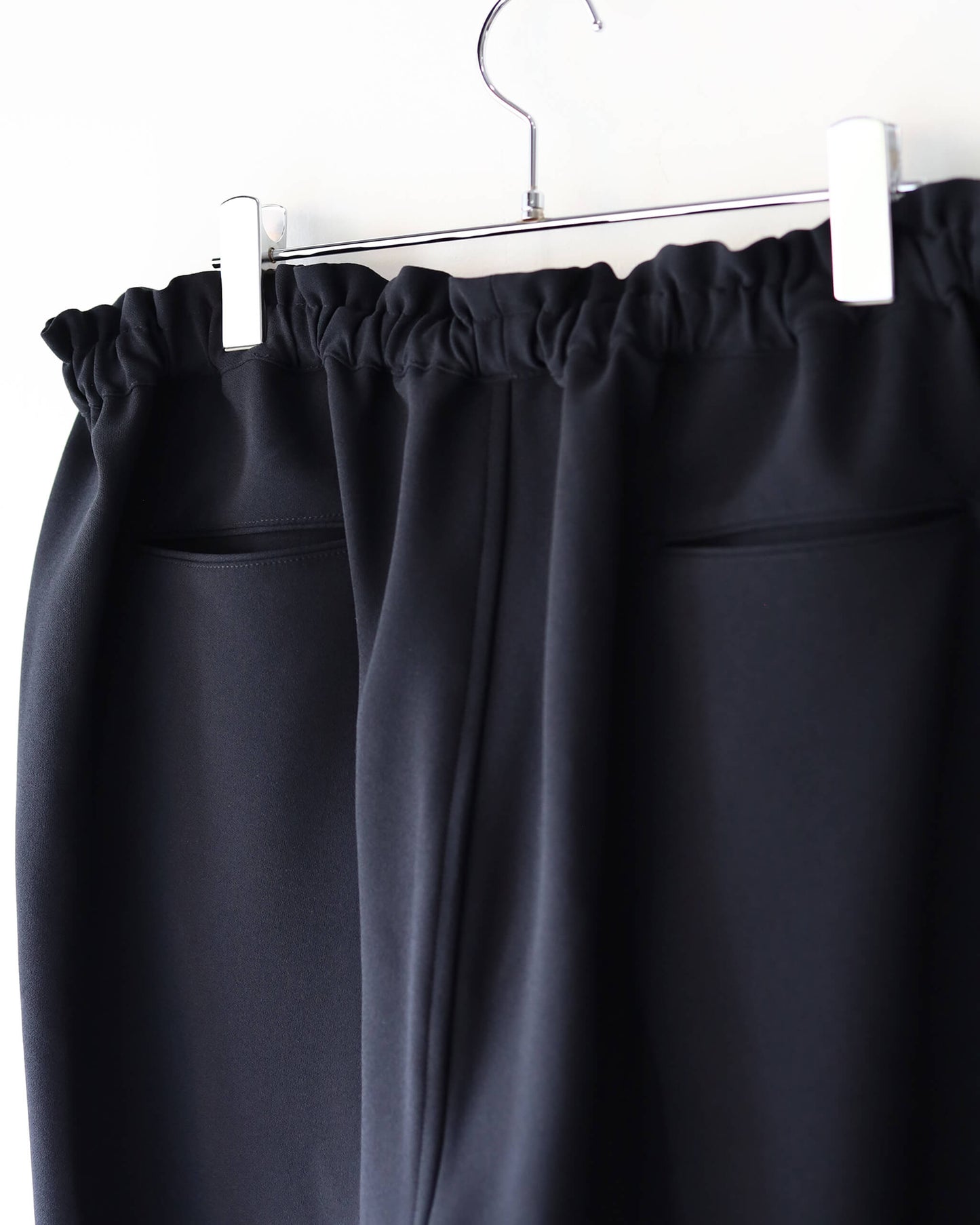 DOUGI PANTS "BLACK"