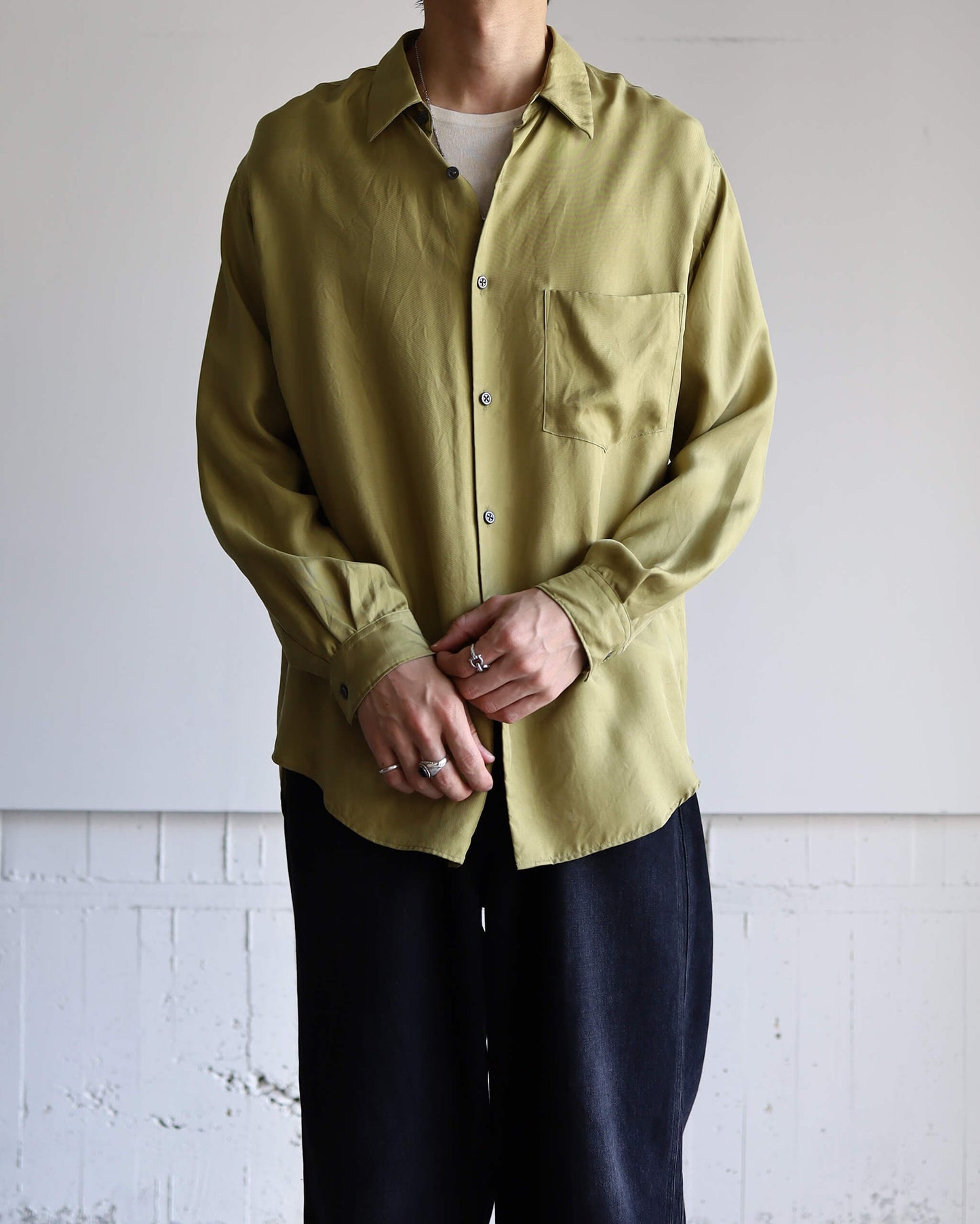 BRUSHED SILK / REGULAR COLLAR SHIRT "KHAKI"