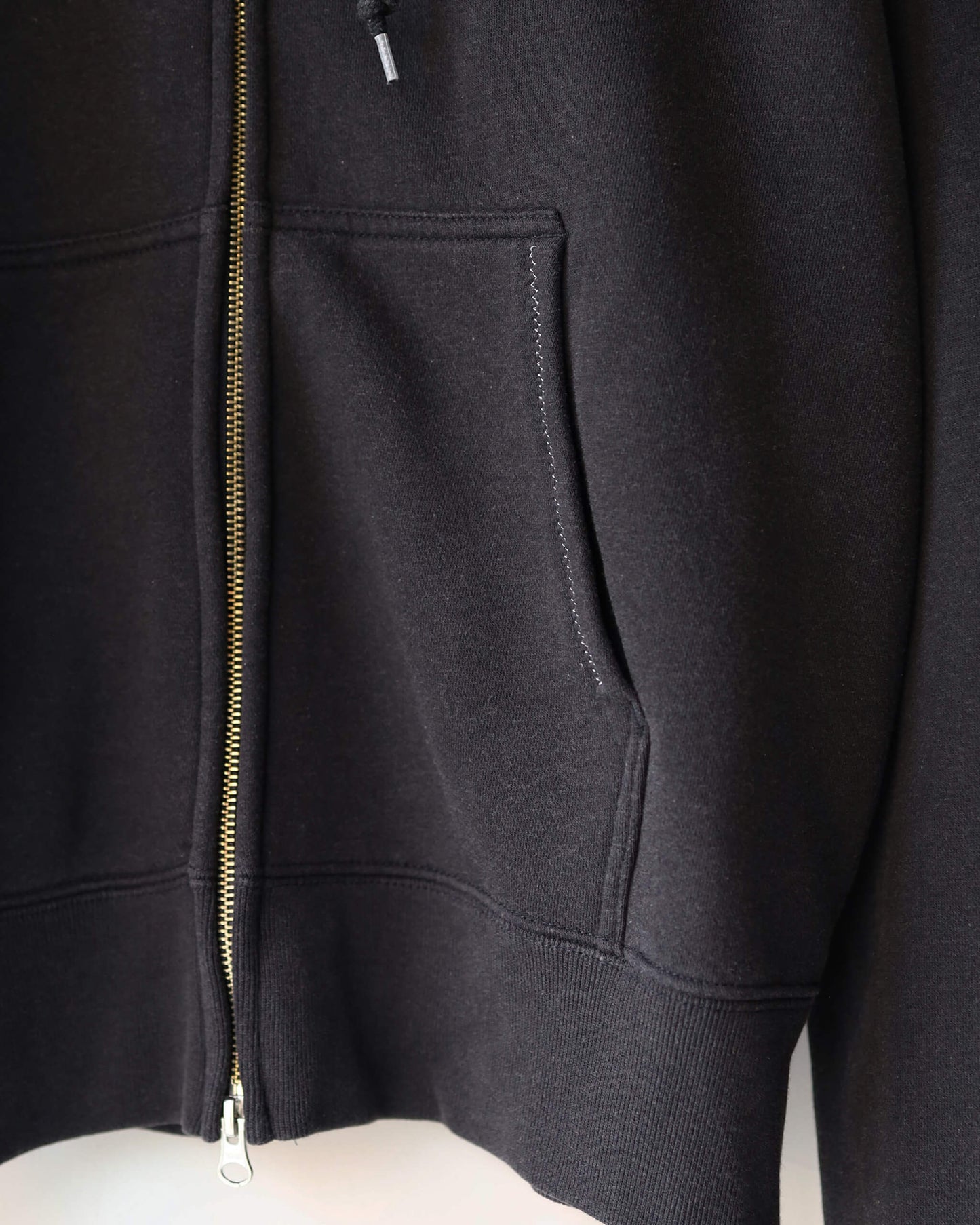 FADE SWEAT ZIP HOODIE "BLACK"