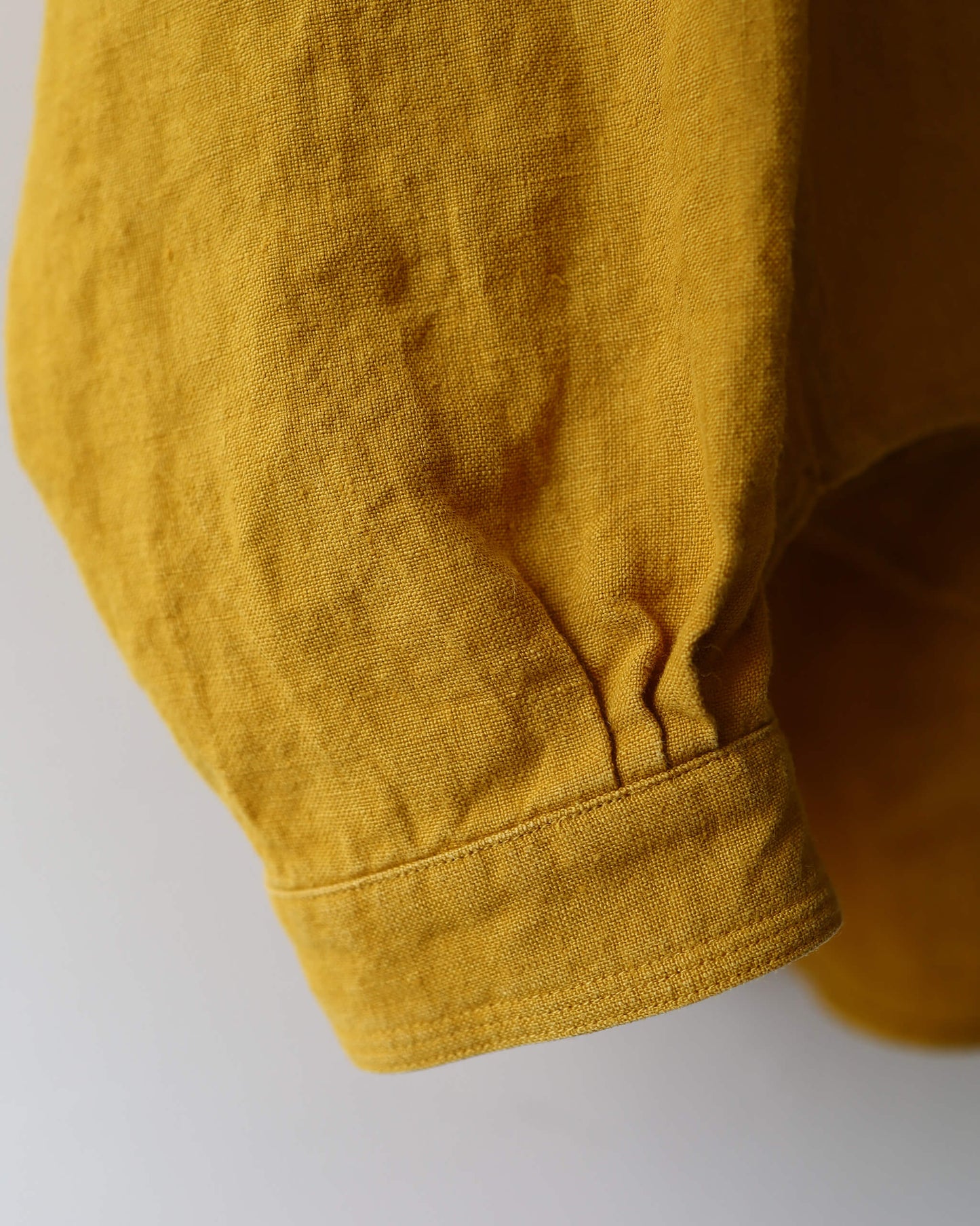 HEAVY LINEN CANVAS STAND COLLAR SKIPPER SHIRT "TURMERIC"