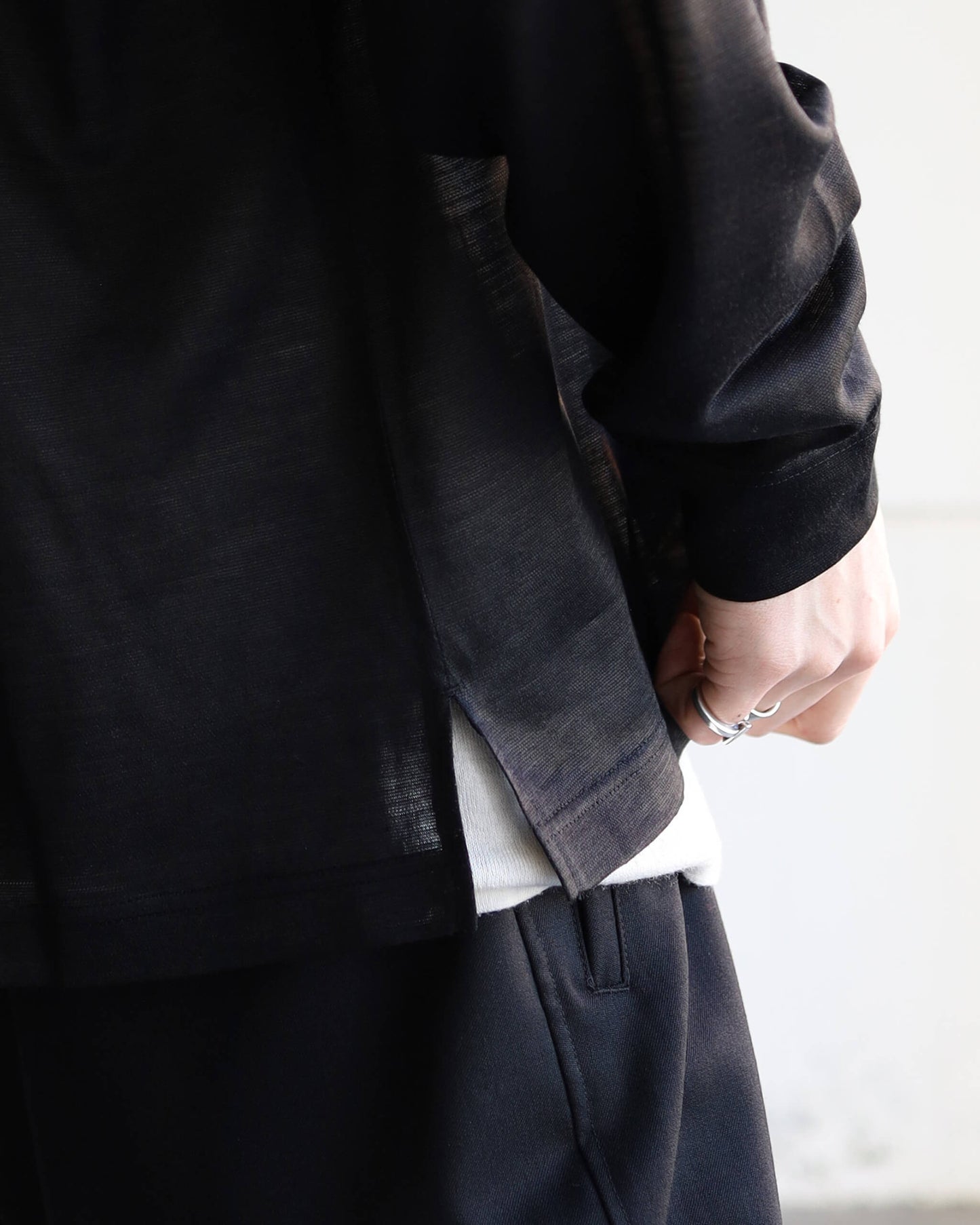 28G Silk Ramie LS Tee "BLACK"