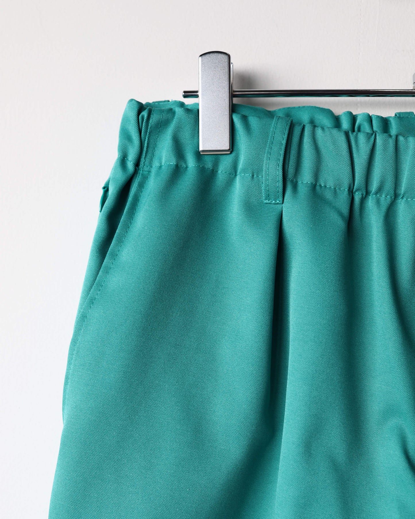 SHOECUT POLY-TWILL TROUSERS "GREEN"