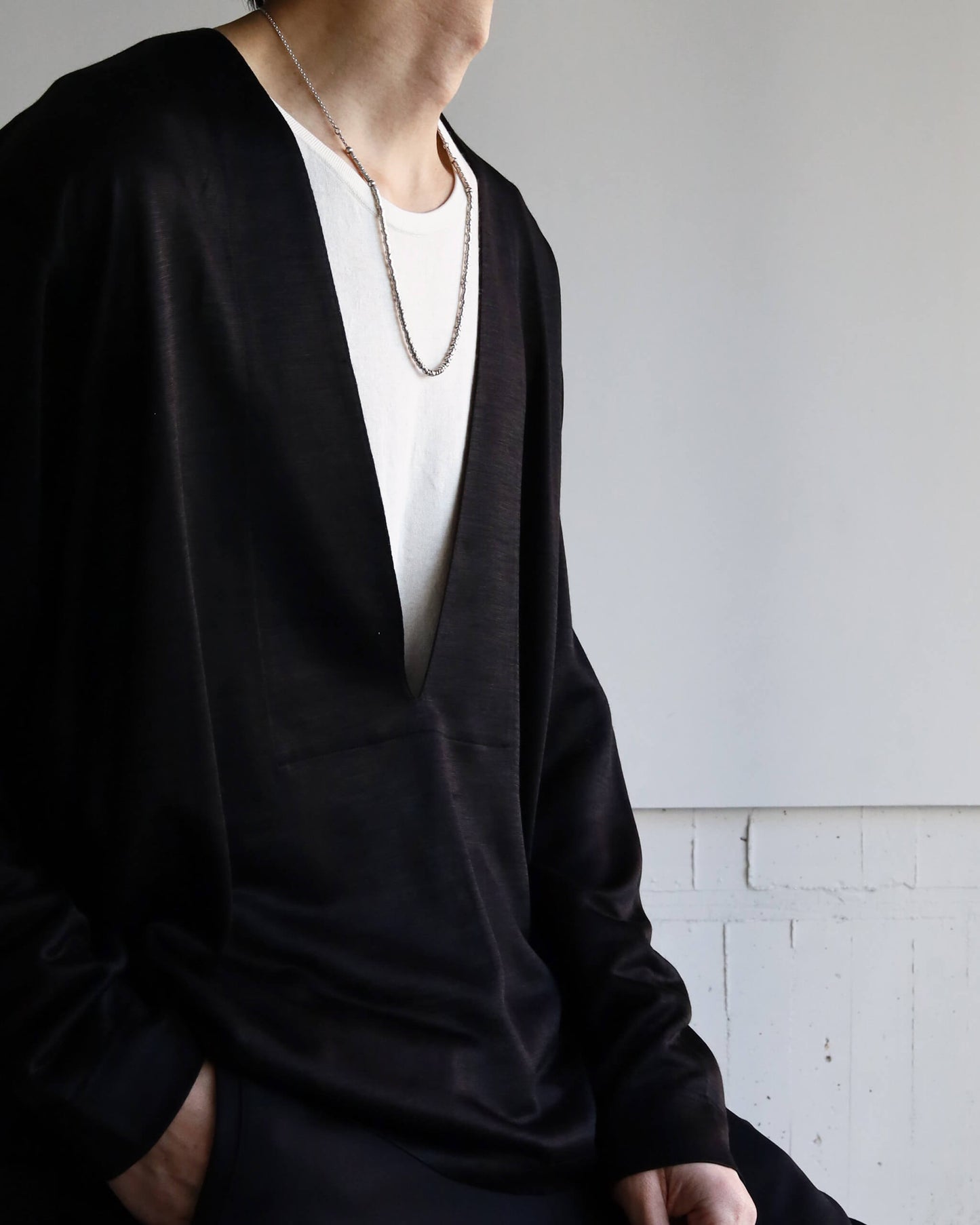 28G Silk Ramie LS Tee "BLACK"