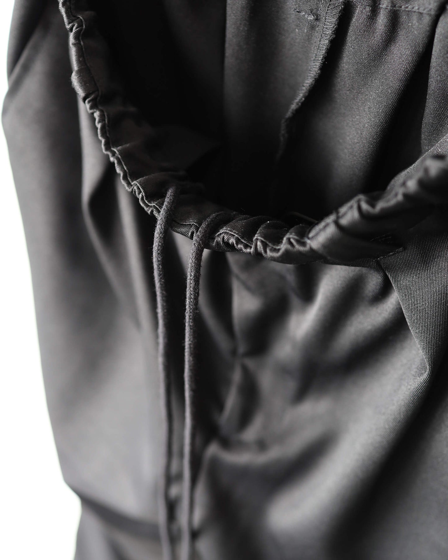 SHOECUT POLY-TWILL TROUSERS "BLACK"