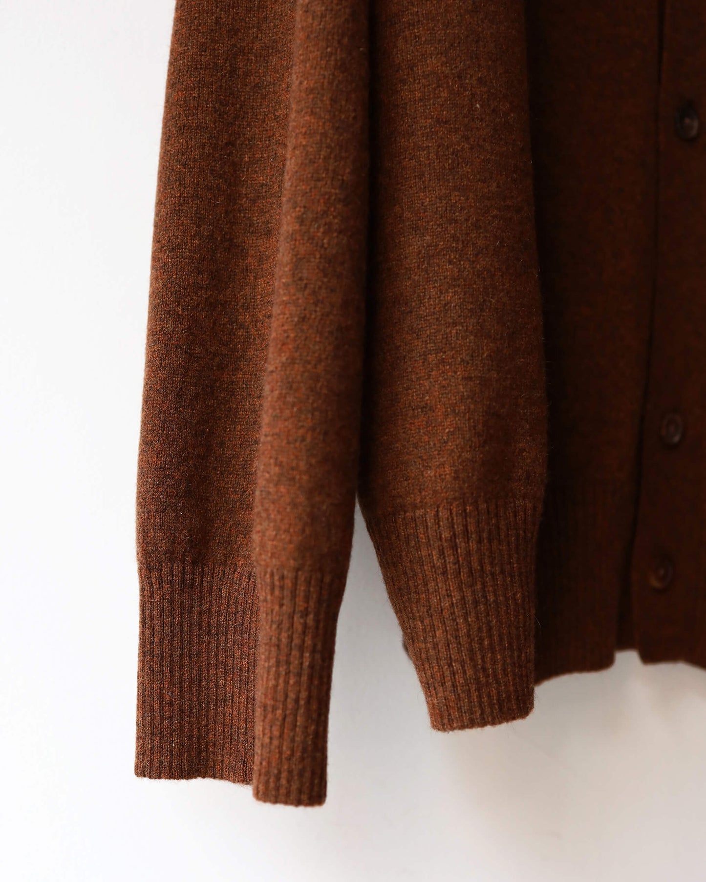 INNER MONGORIAN CASHMERE CARDIGAN "OLIVE BROWN"