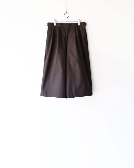 TWO TUCK CROPPED TROUSERS ORGANIC COTTON GABARDINE "CHARCOAL"