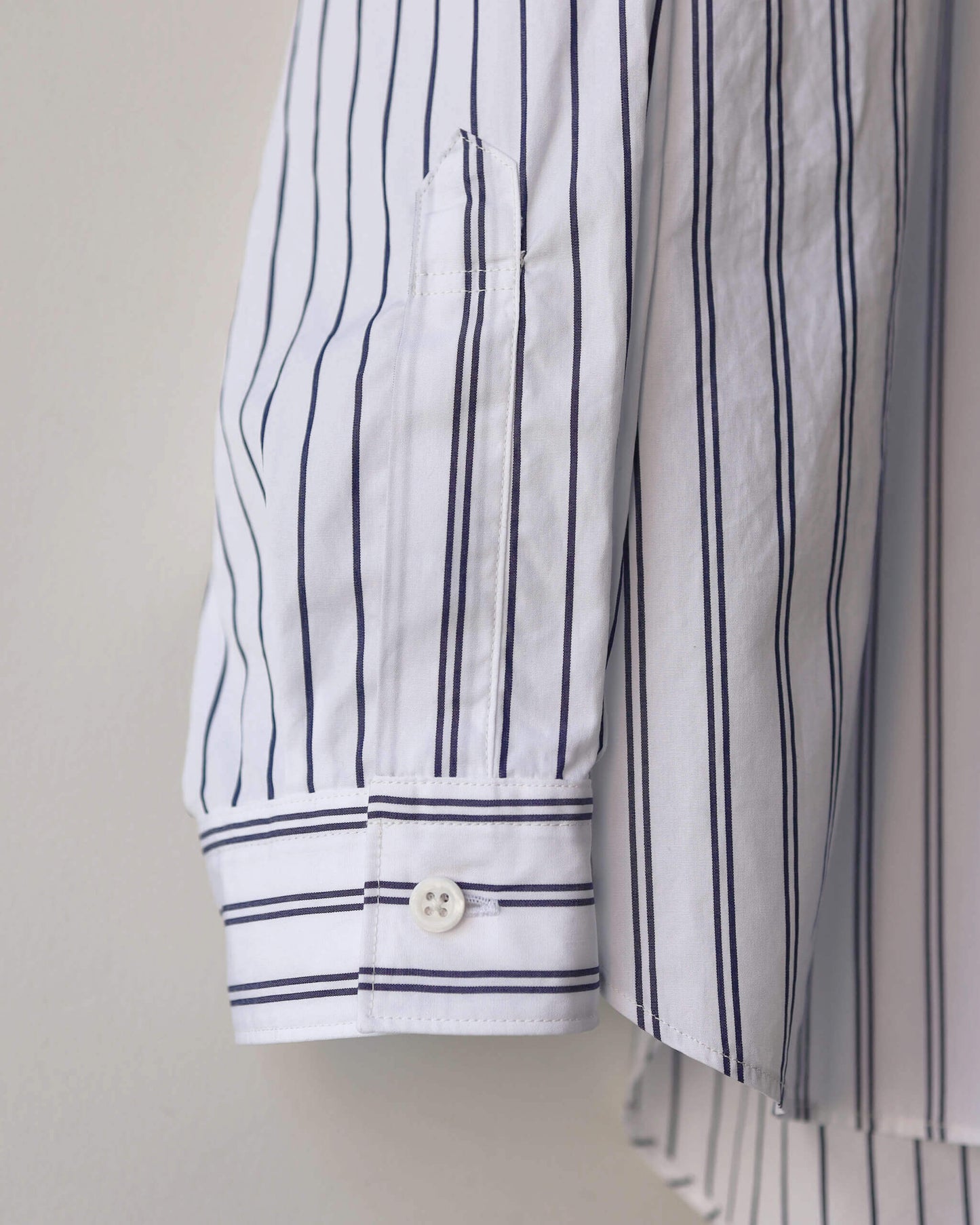 FINE COTTON STRIPE / REGULAR COLLAR SHIRT "WHITE STRIPE"