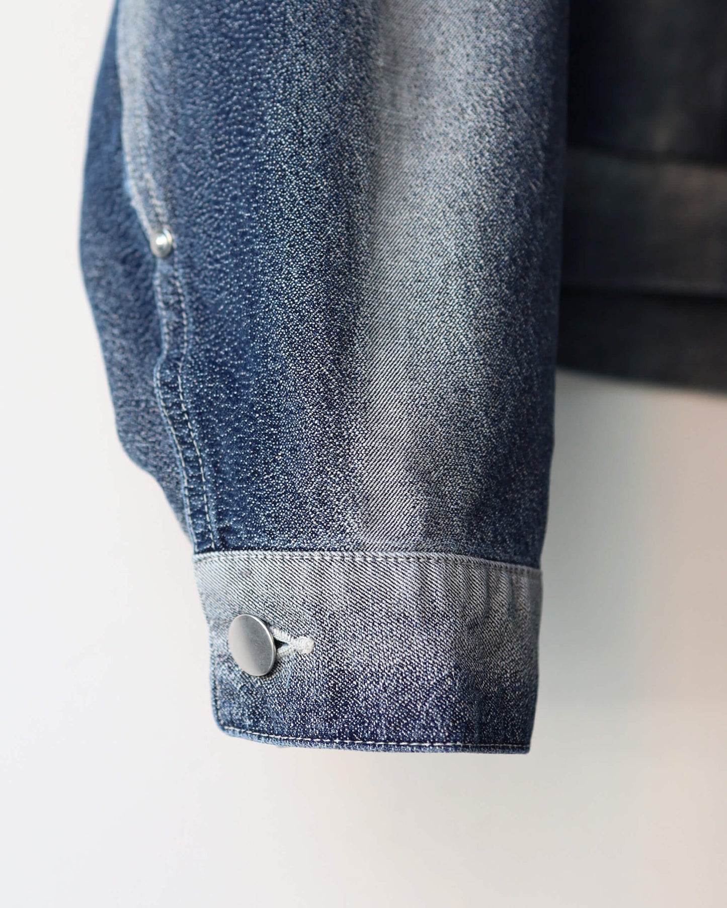 GRADATION DENIM JACKET "SAX BLUE"