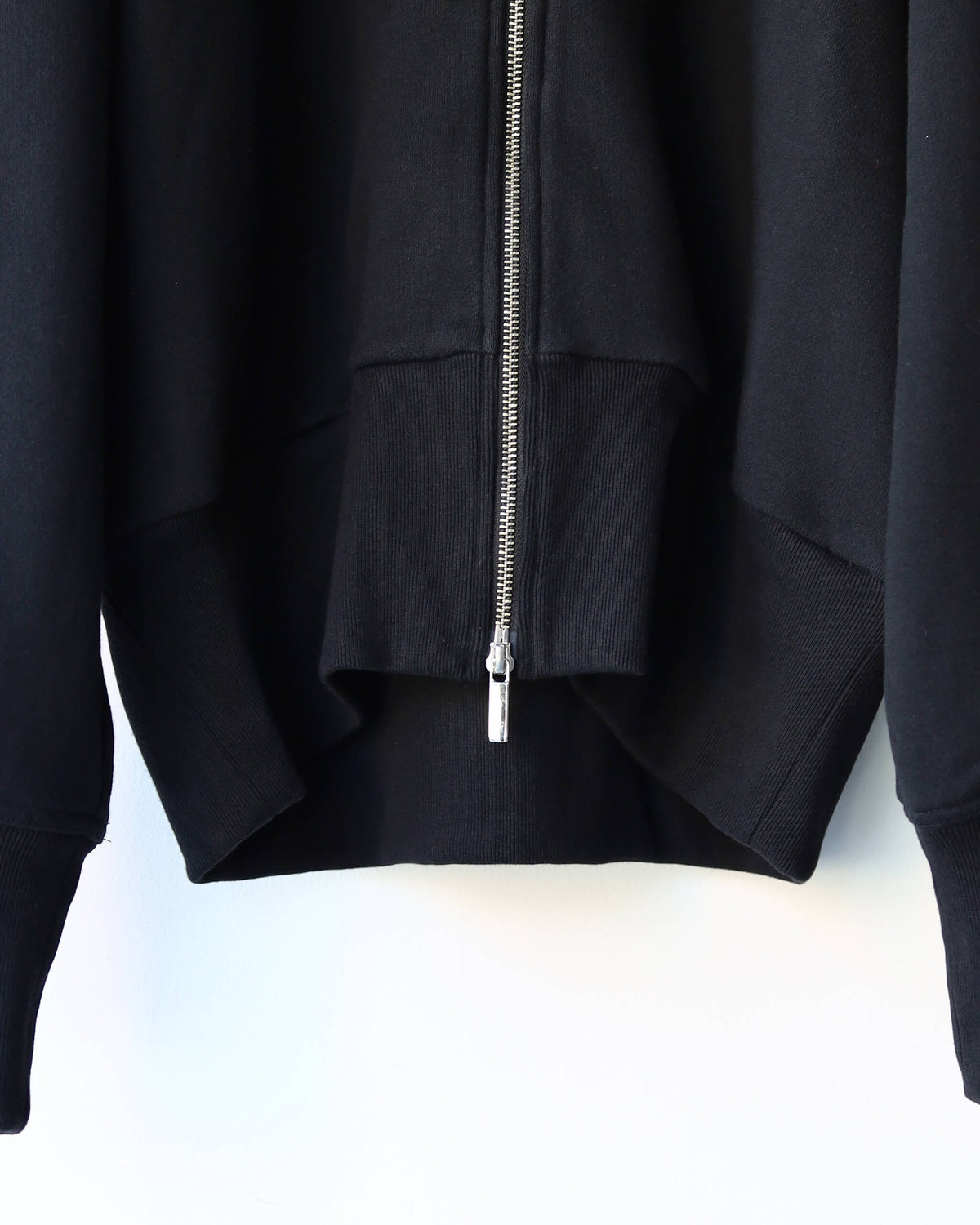 TWO TONE HOODY "BLACK"