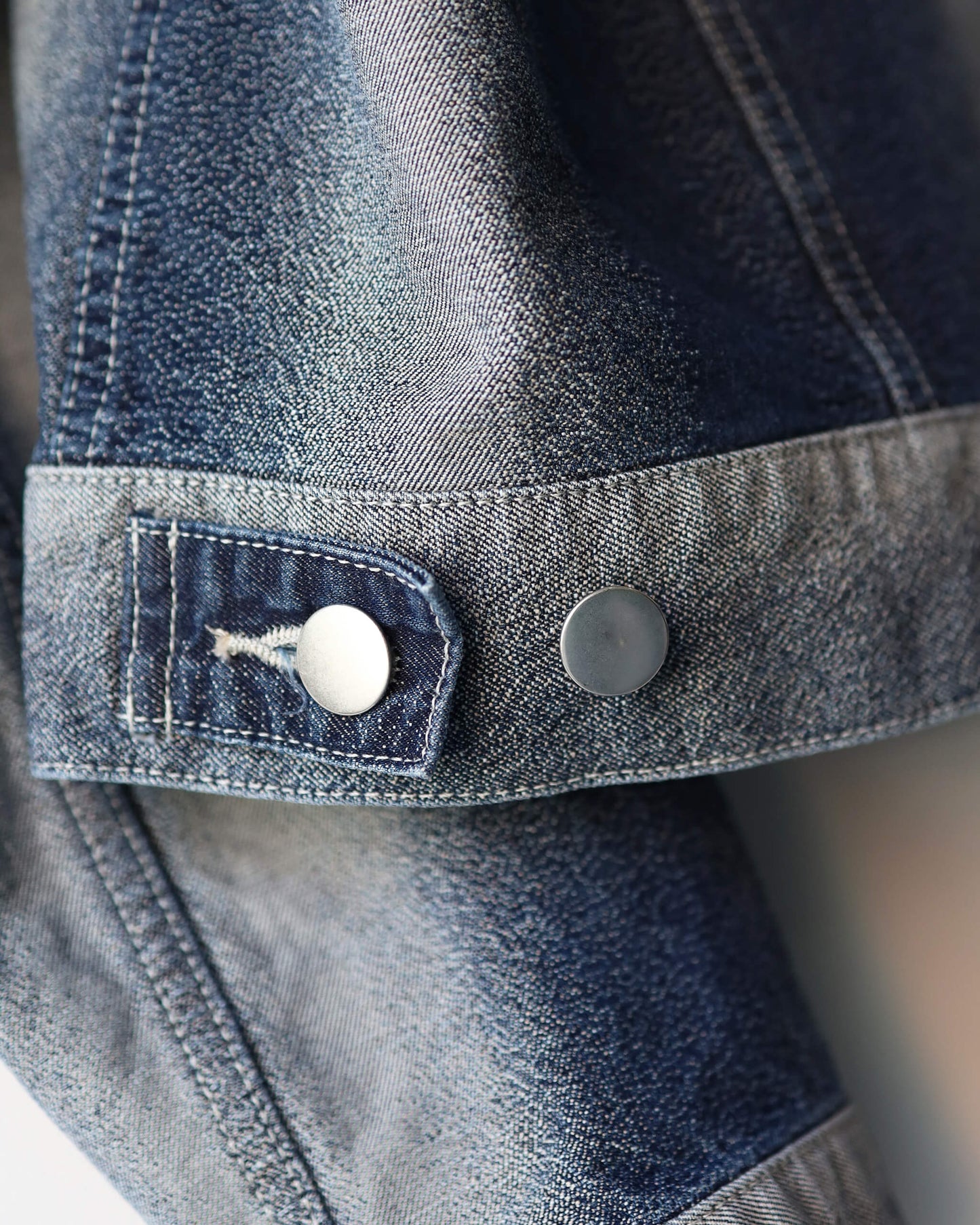 GRADATION DENIM JACKET "SAX BLUE"