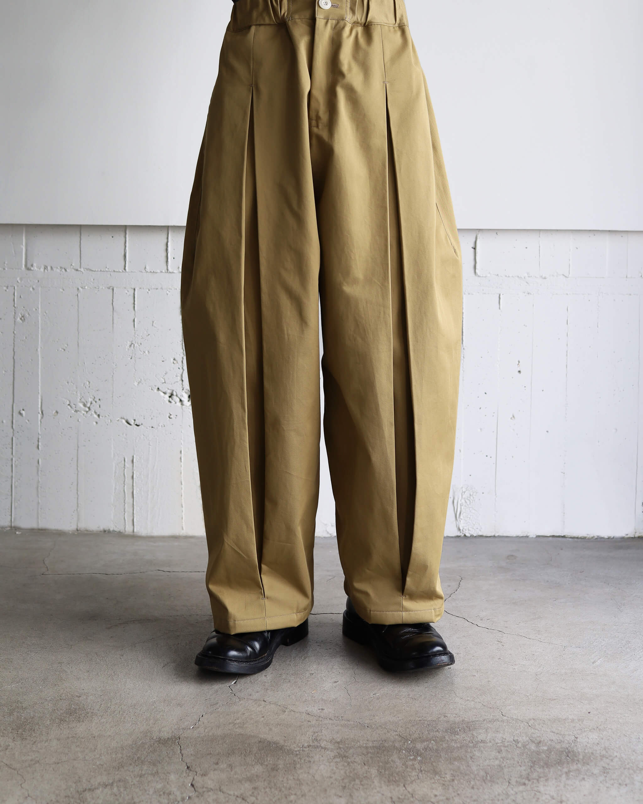 sage NATION BOX PLEAT TROUSER 