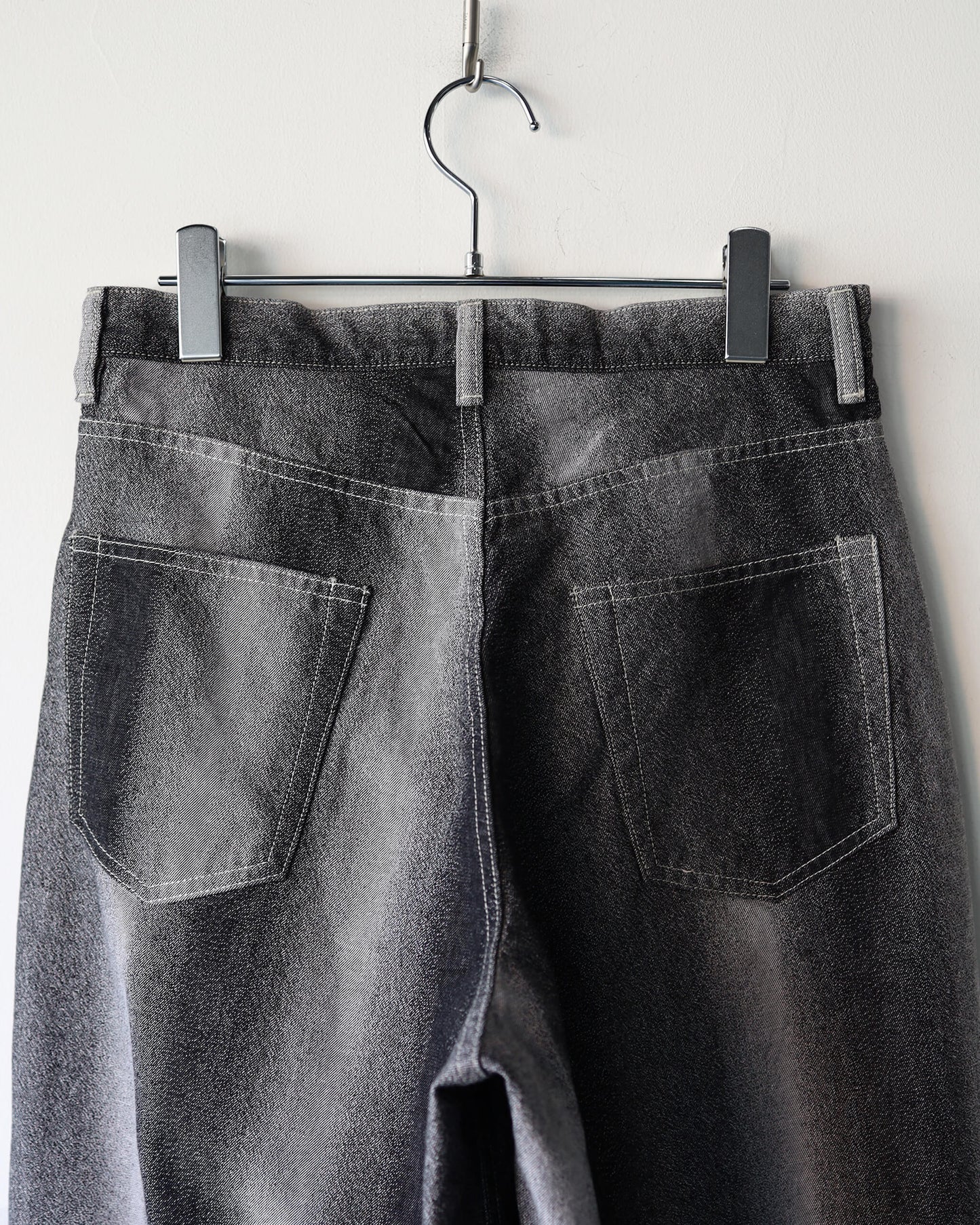 GRADATION DENIM PANTS (BUGGY) "BLACK"