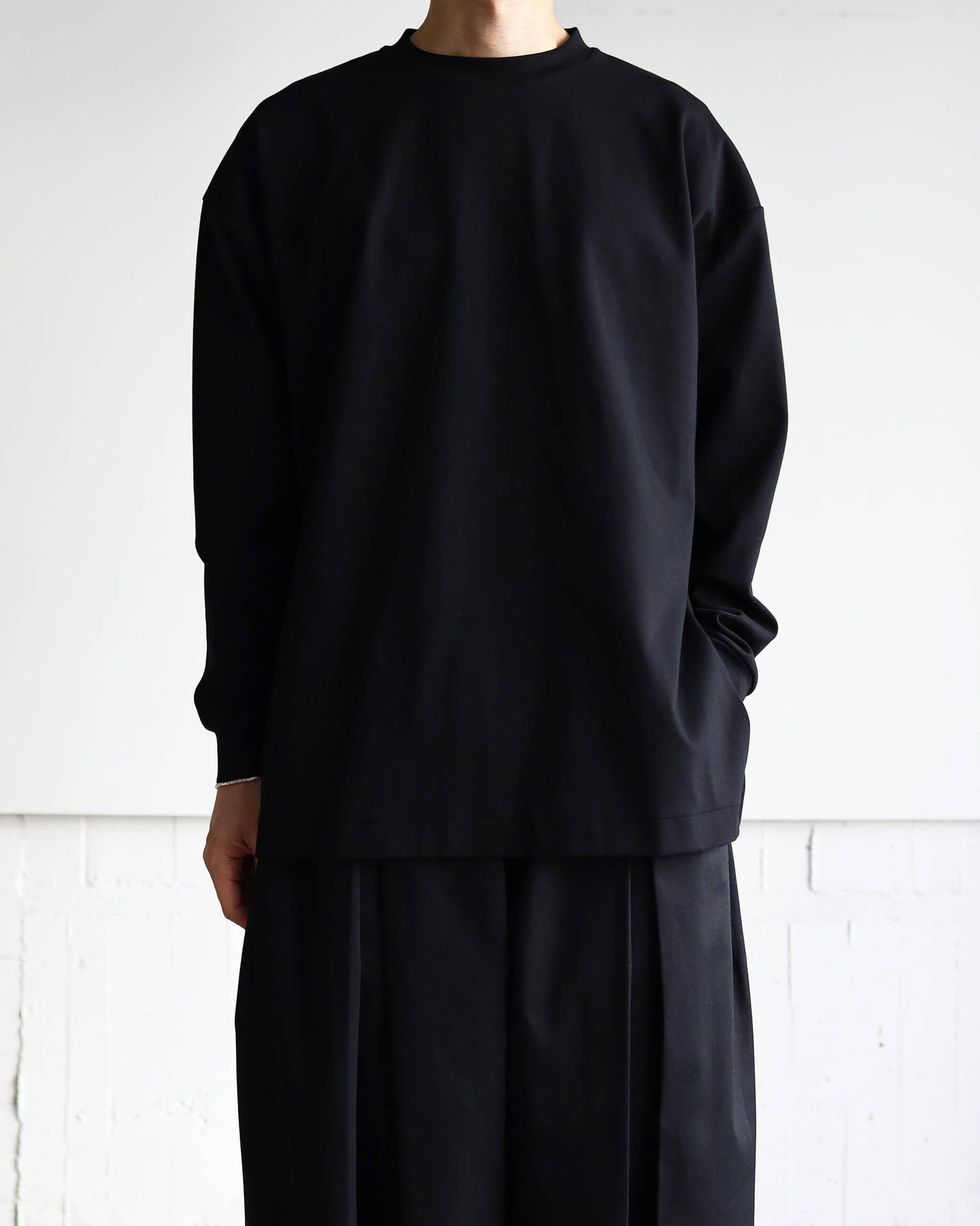 ORGANIC SLIT CREW "BLACK"