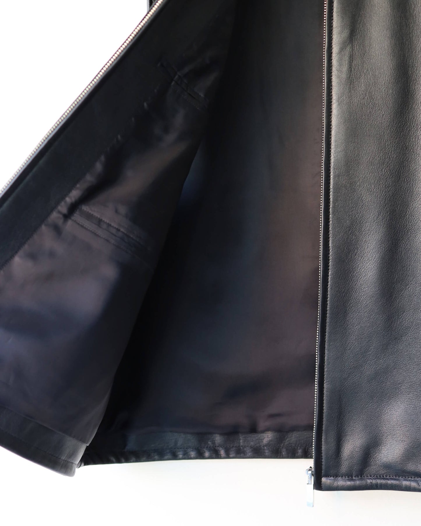 LEATHER ZIP VEST "BLACK"