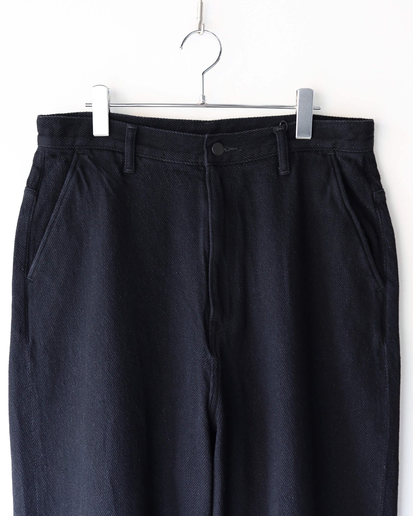 LOOSE DENIM PANTS "BLACK"