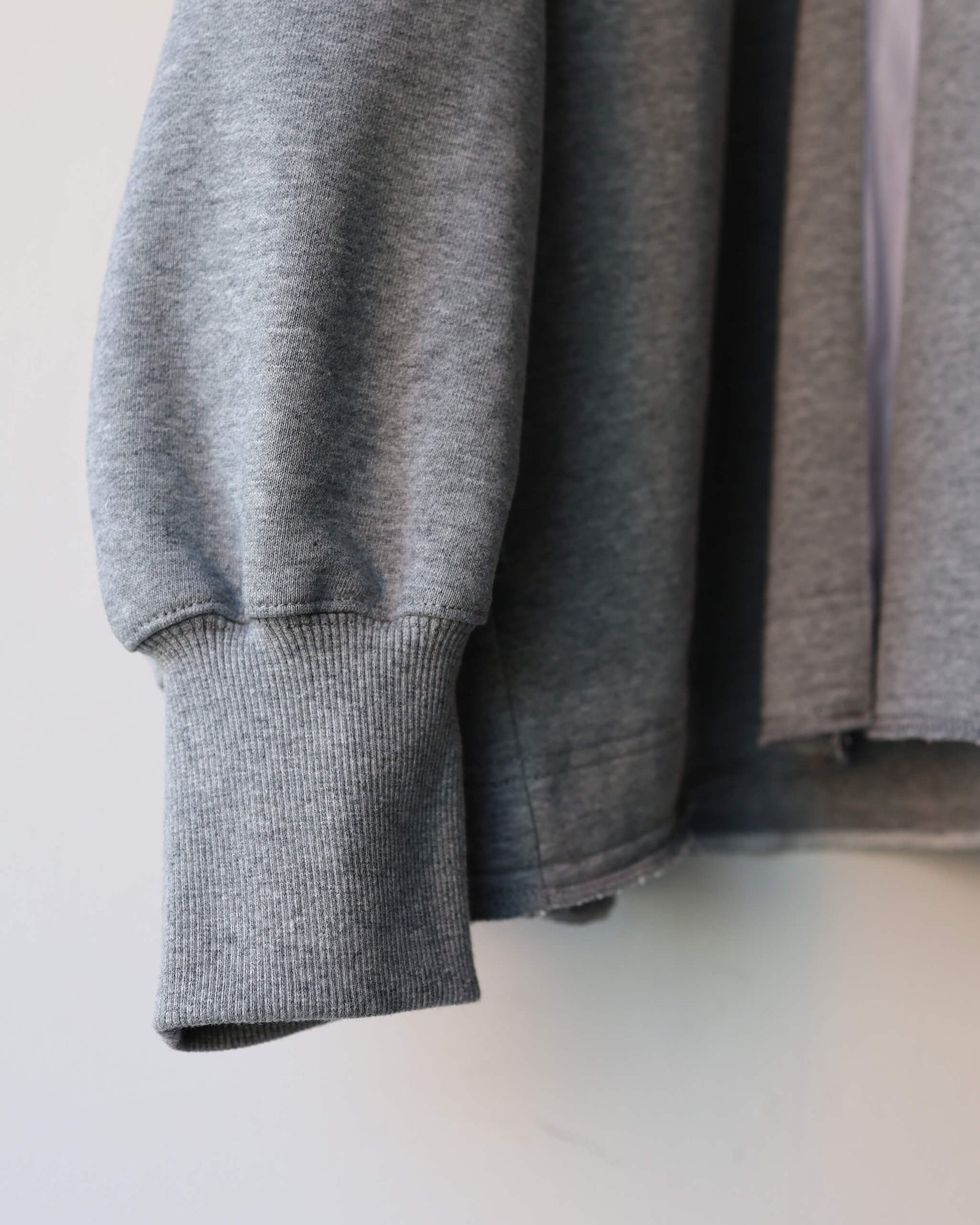 LAYERED SWEAT SHIRT "Gr"