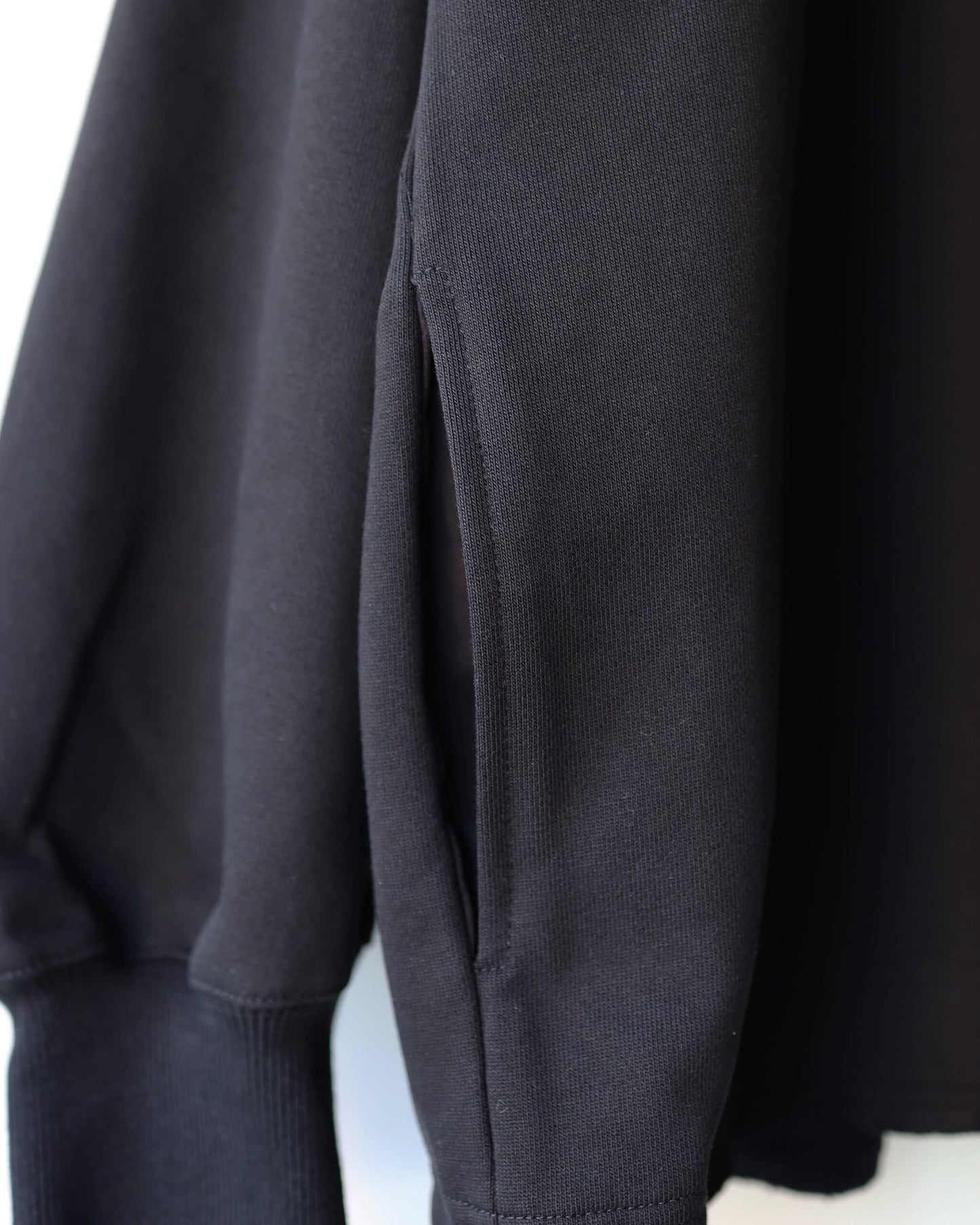 LAYERED SWEAT SHIRT "Bk"