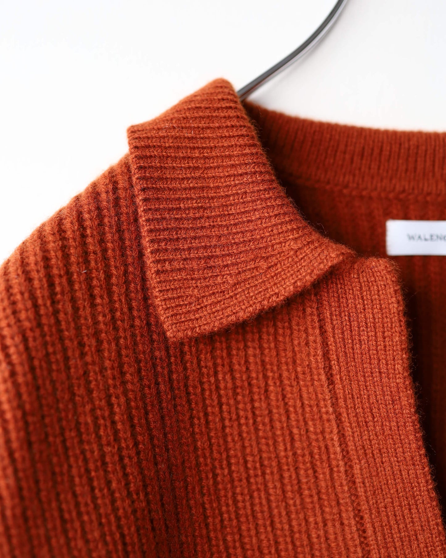 18.5 Micron wool Skipper knit wear "Brick"