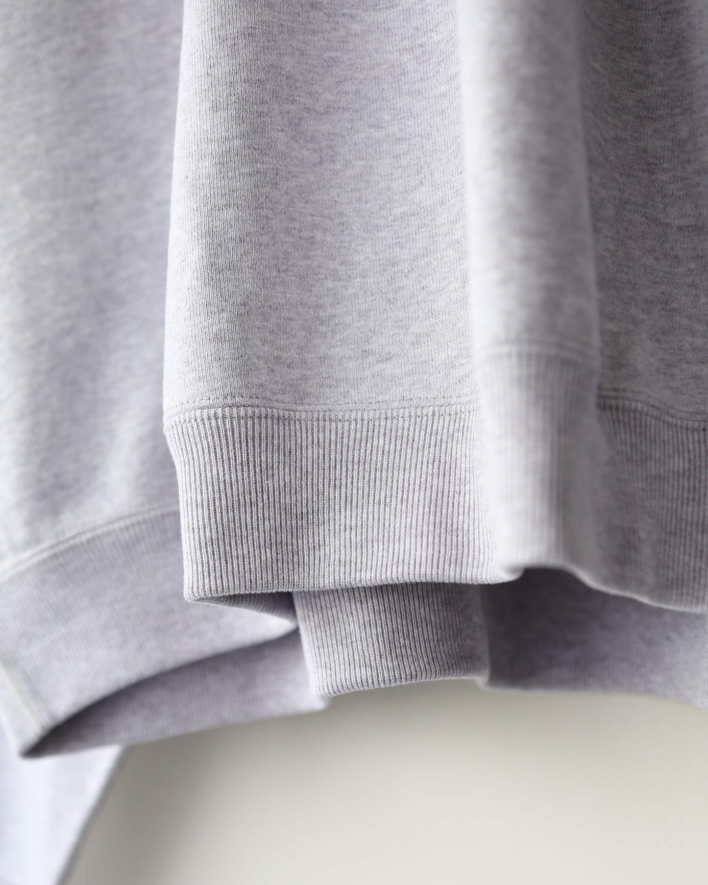 HUGE SWEAT SHORT ORGANIC COTTON HEAVY FLEECE "ASH GRAY"