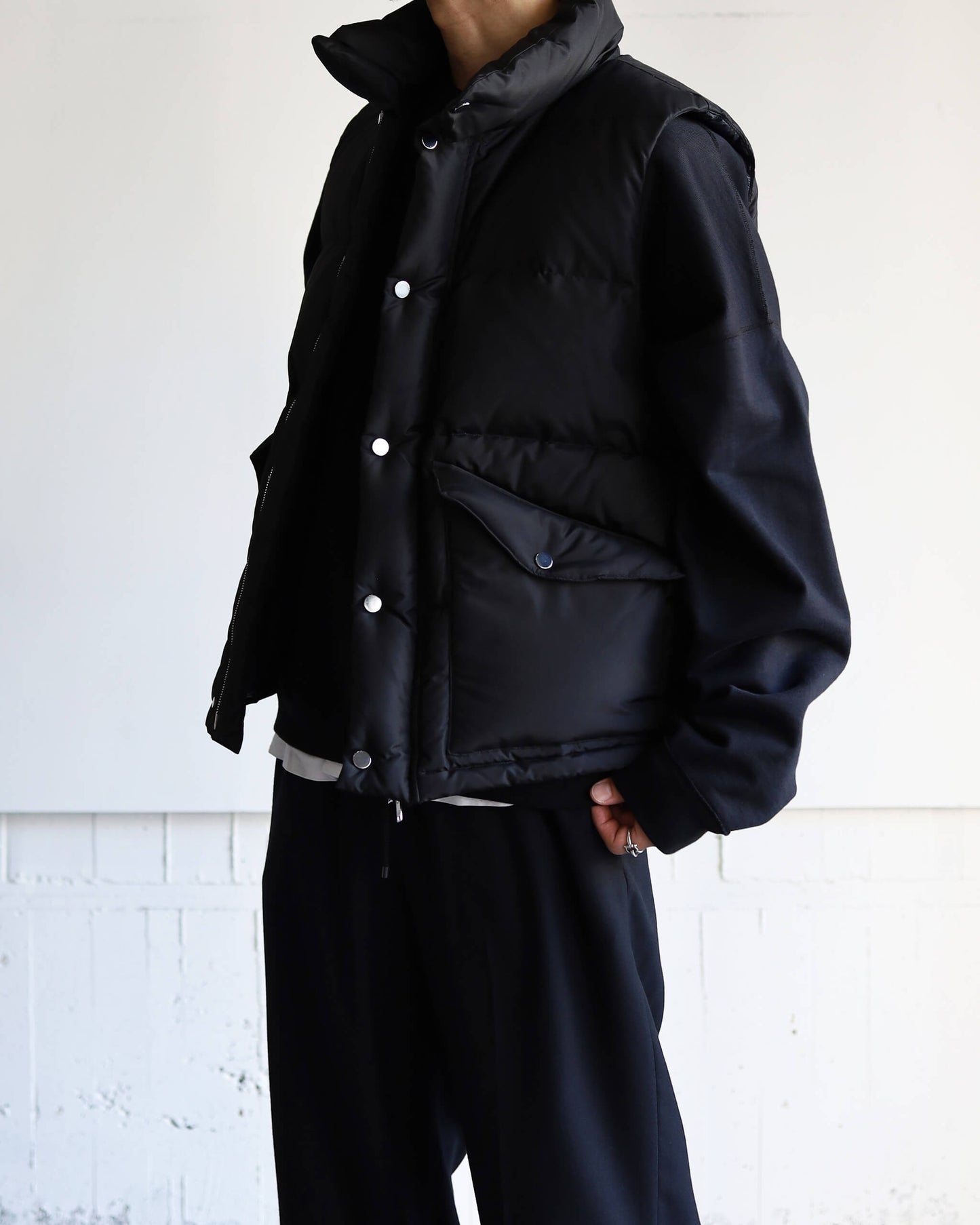 SILK DOWN VEST SILK TAFFETA "BLACK"