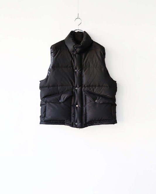 SILK DOWN VEST SILK TAFFETA "BLACK"