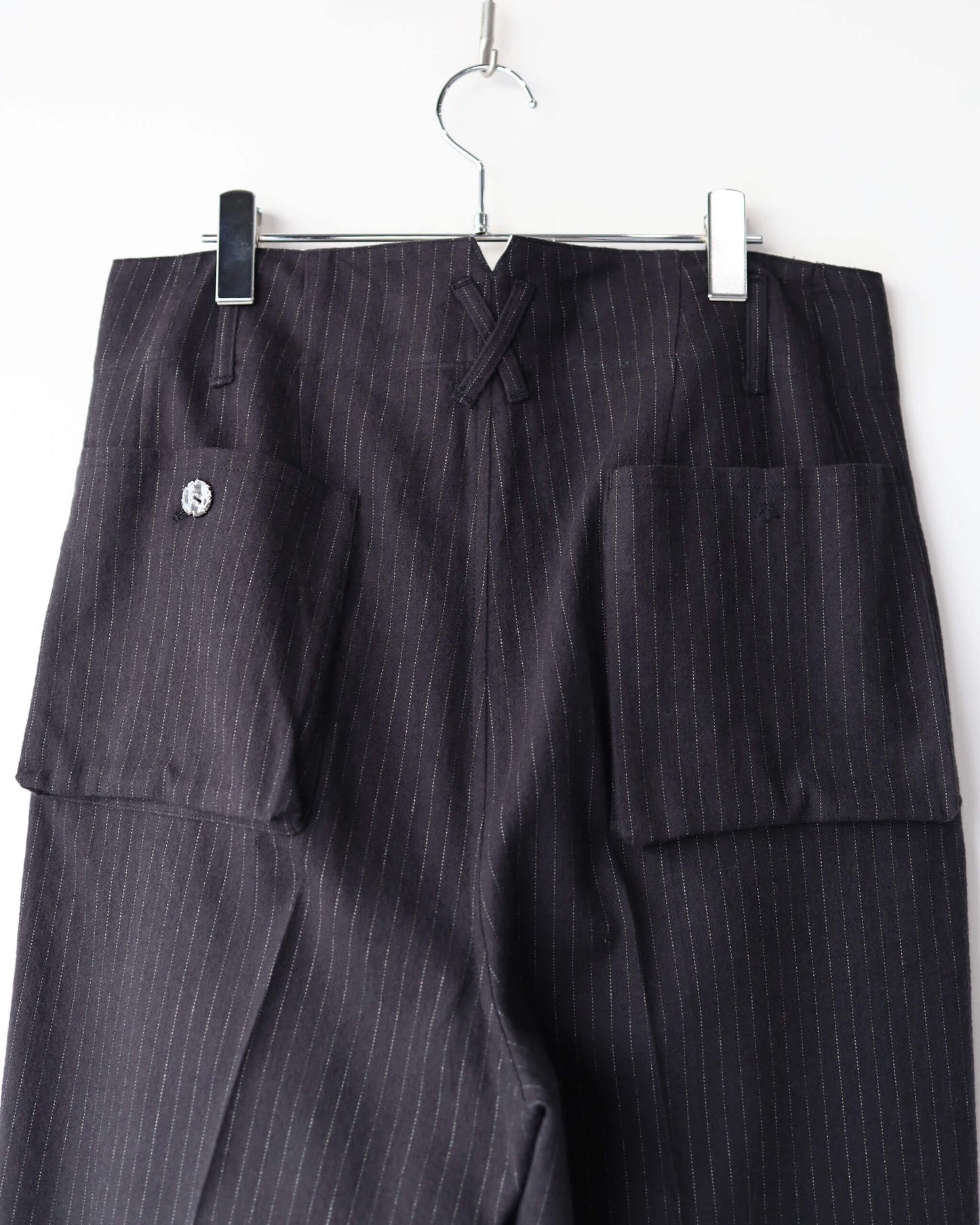 yosogi wide slacks "black stripe"