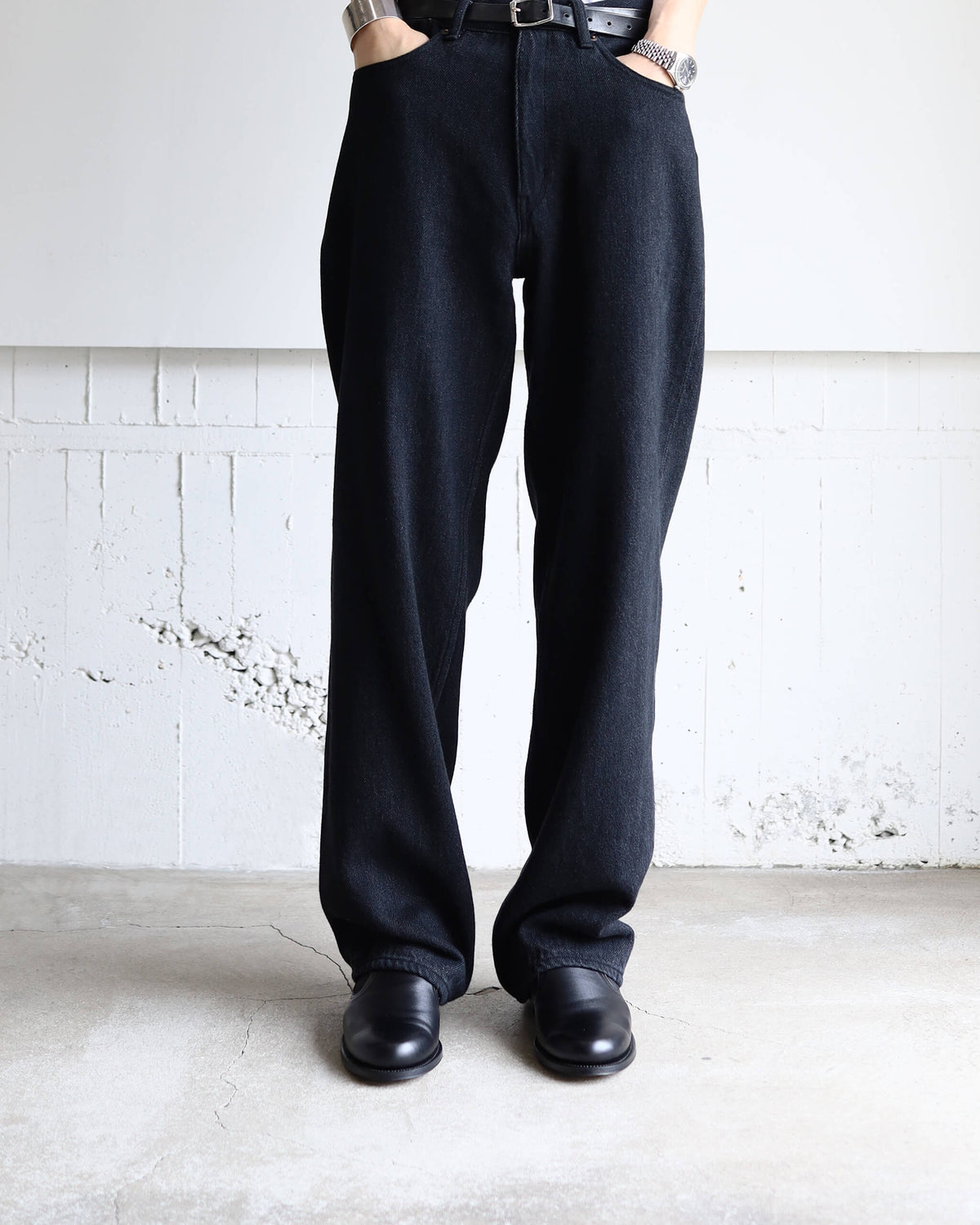 Type 001 Oxford Jeans "Black On Both Sides Marble Wash"