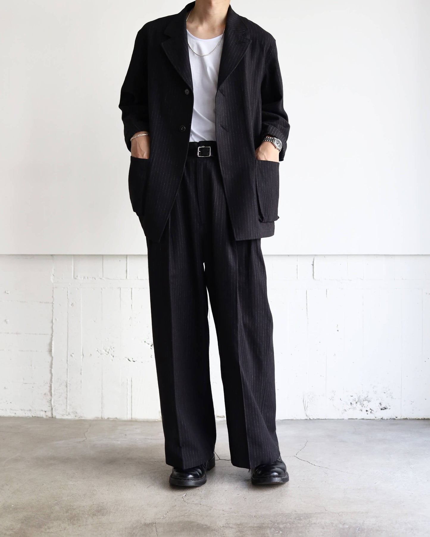 yosogi wide slacks "black stripe"