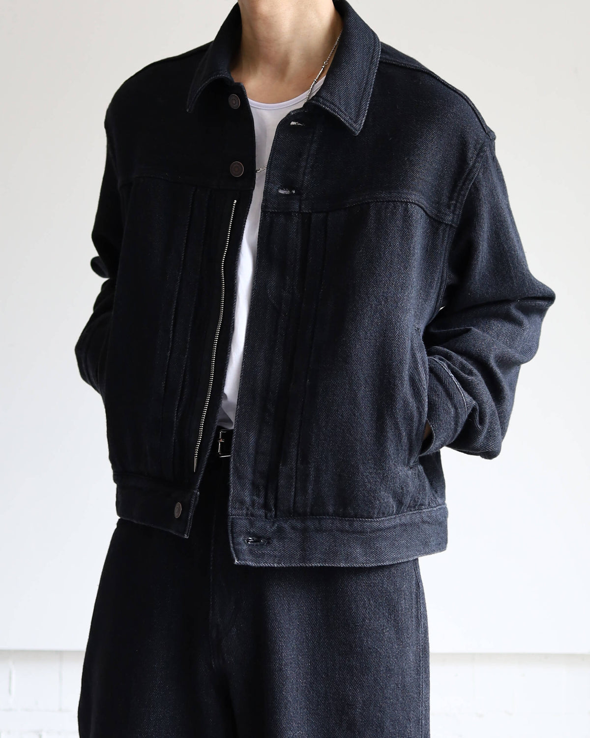 Type 004 Common Jacket "Black On Both Sides Marble Wash"