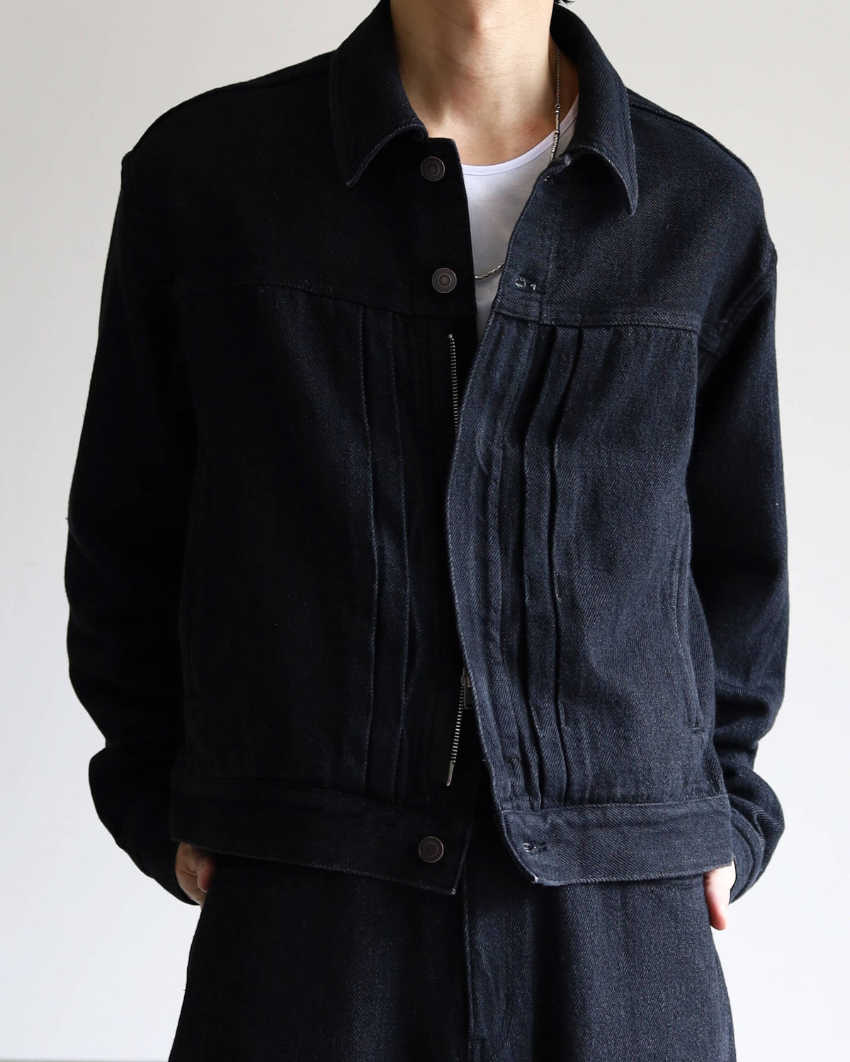 Type 004 Common Jacket "Black On Both Sides Marble Wash"