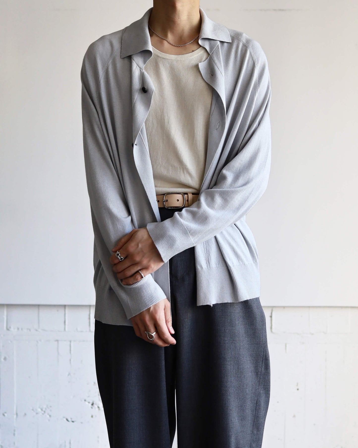 SILK x CASHMERE CARDIGAN "LIGHT GRAY"