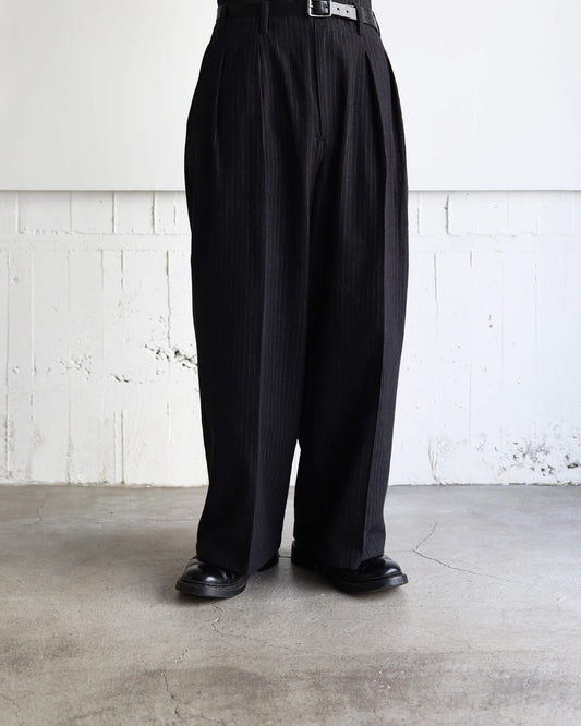 yosogi wide slacks "black stripe"