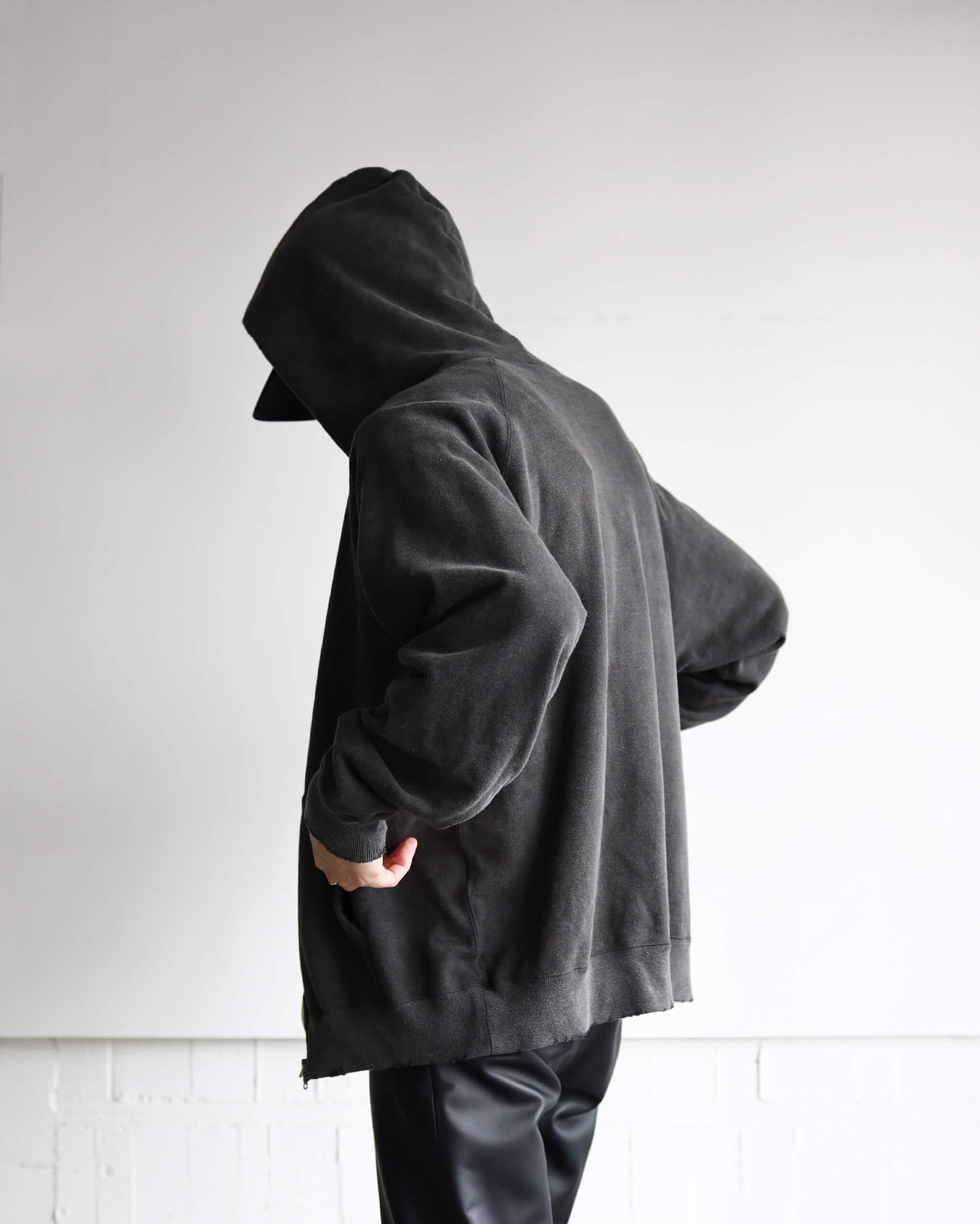 DAMAGE PARKA 20/10 RECYCLE SUVIN ORGANIC COTTON "FADED BLACK"