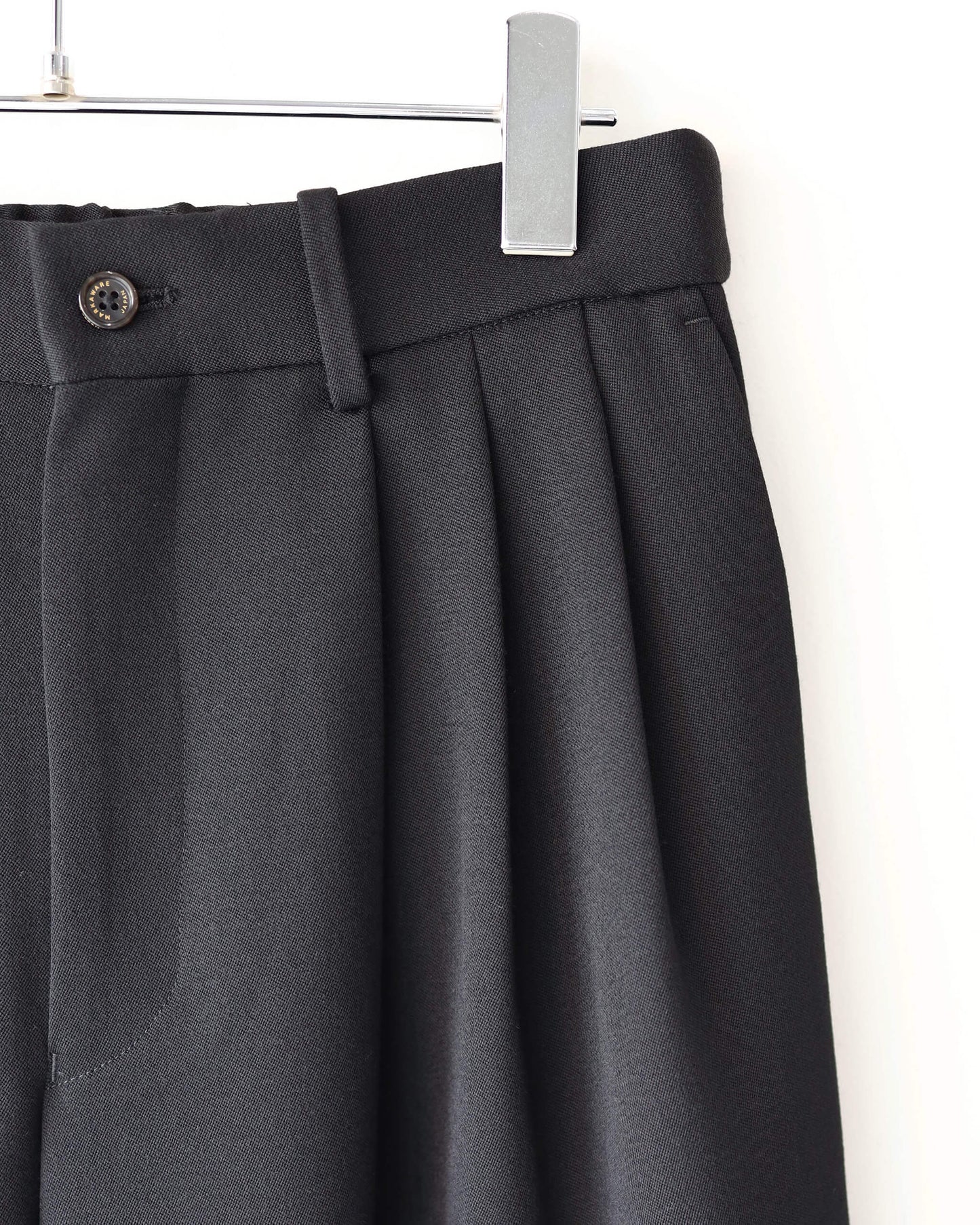TRIPLE PLEATED TROUSERS POLWARTH TUXEDO CLOTH "BLACK"