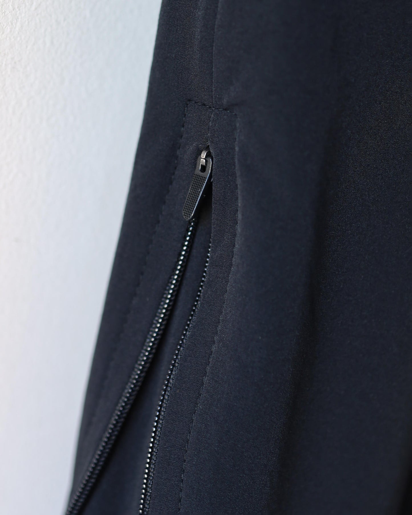 T SN PANTS "BLACK"