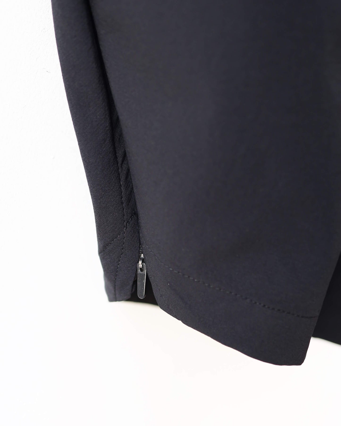 T SN PANTS "BLACK"