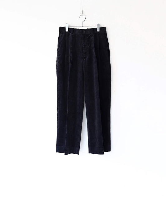 CLASSIC FIT DOUBLE PLEATED TROUSERS ORGANIC COTTON 6-WALE CORDUROY "BLACK"