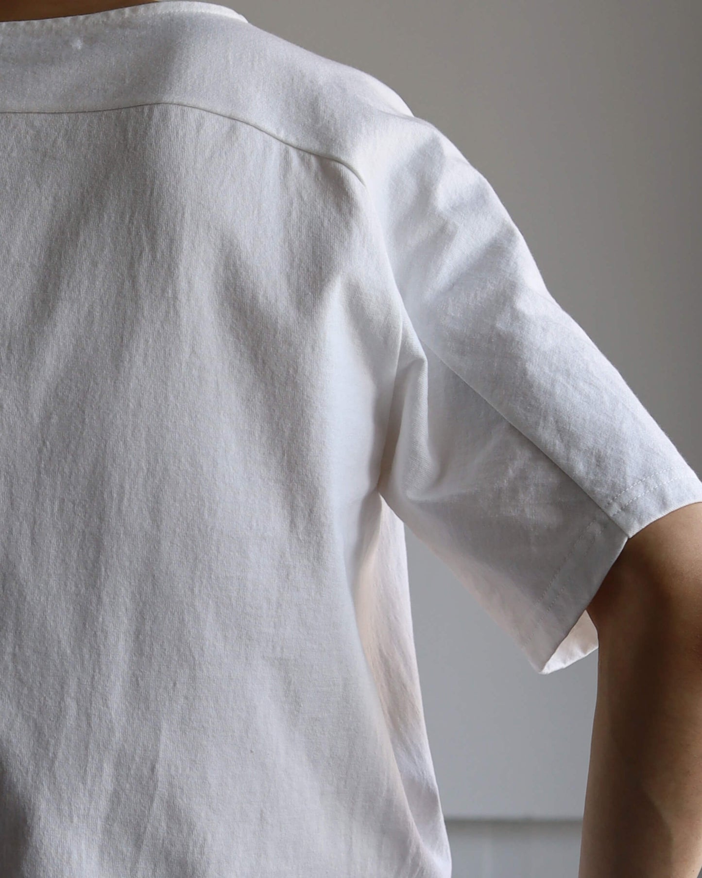Half Sleeve T-shirts "White"