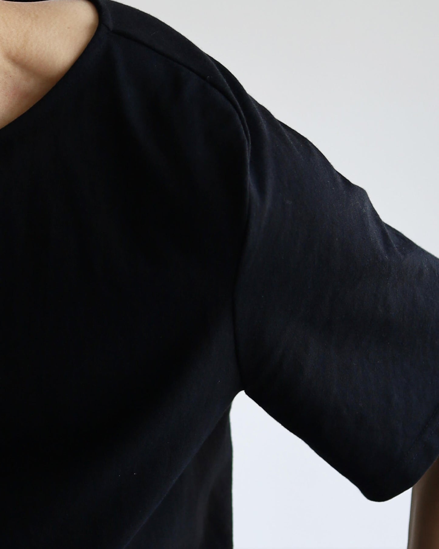 Half Sleeve T-shirts "Black"