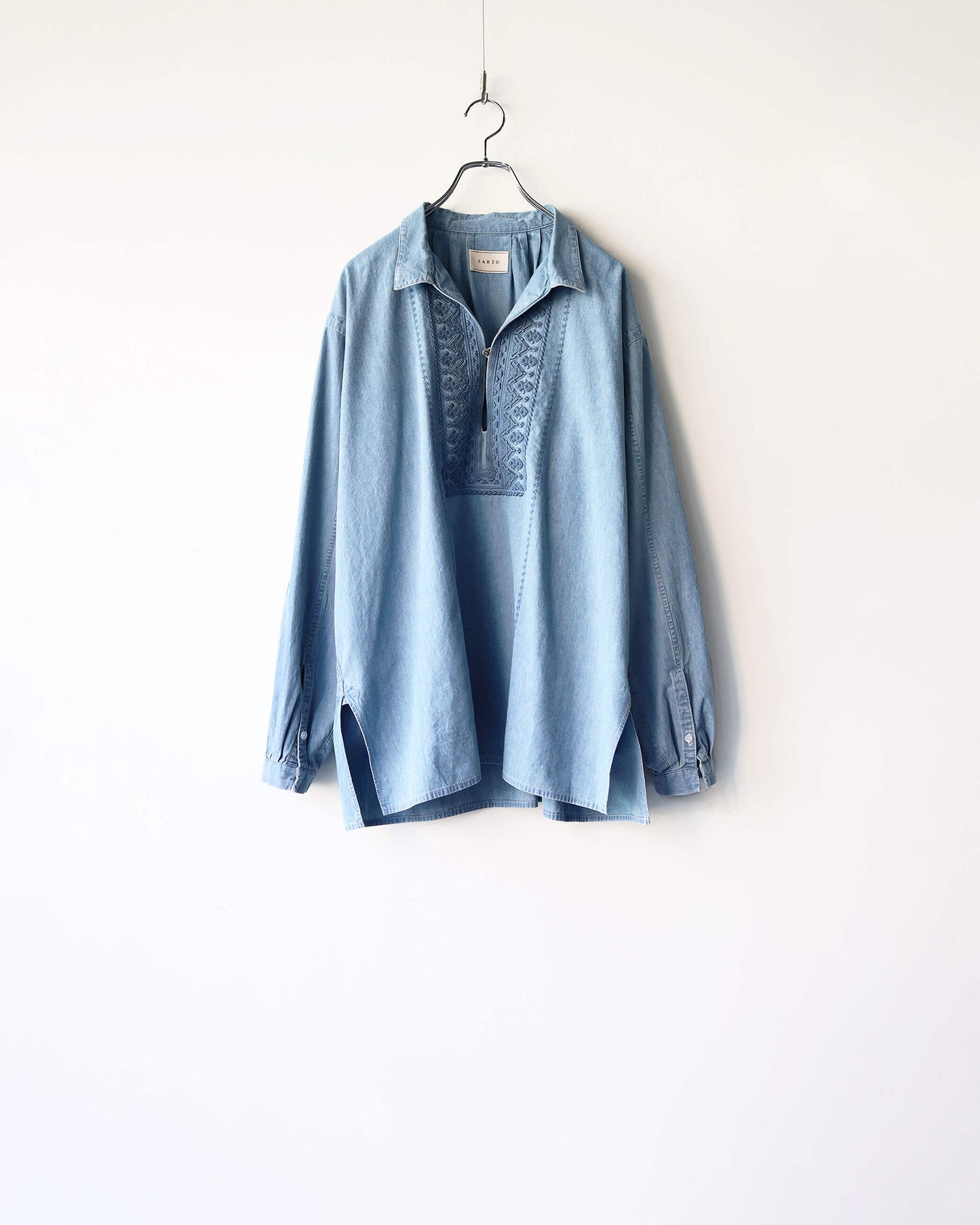 COTTON CHAMBRAY EMBROIDERY SKIPPER SHIRT "WASHED INDIGO"