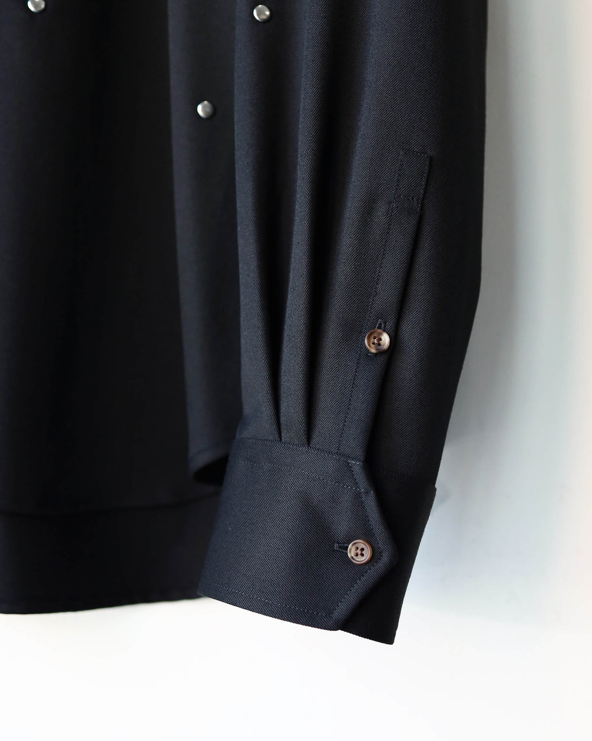 WOOL TWILL RIVET SHIRT "BLACK"