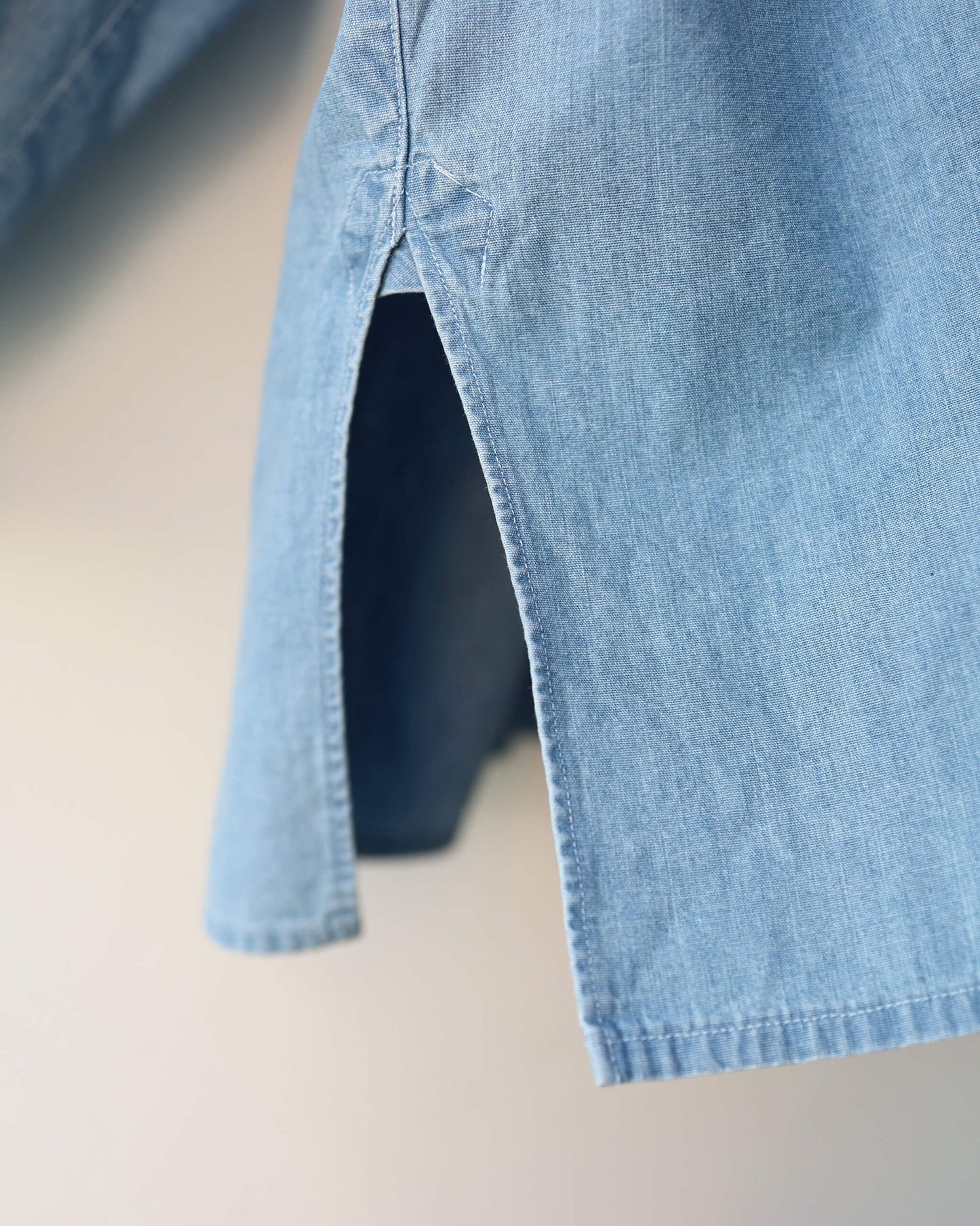 COTTON CHAMBRAY EMBROIDERY SKIPPER SHIRT "WASHED INDIGO"