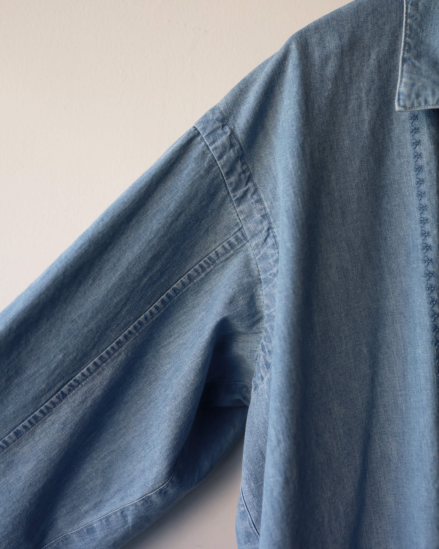 COTTON CHAMBRAY EMBROIDERY SKIPPER SHIRT "WASHED INDIGO"
