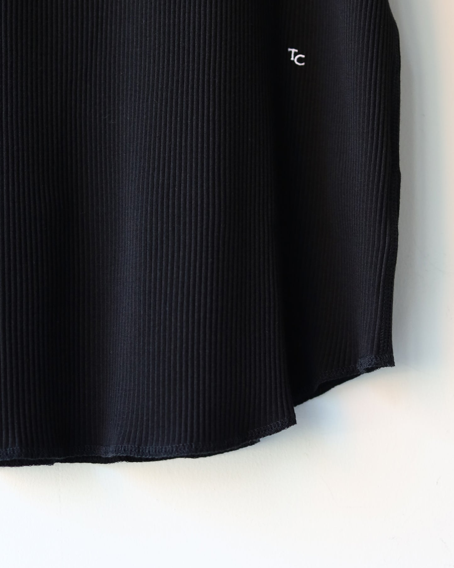 [Exclusive] SKIN TOP - MENS "BLACK"
