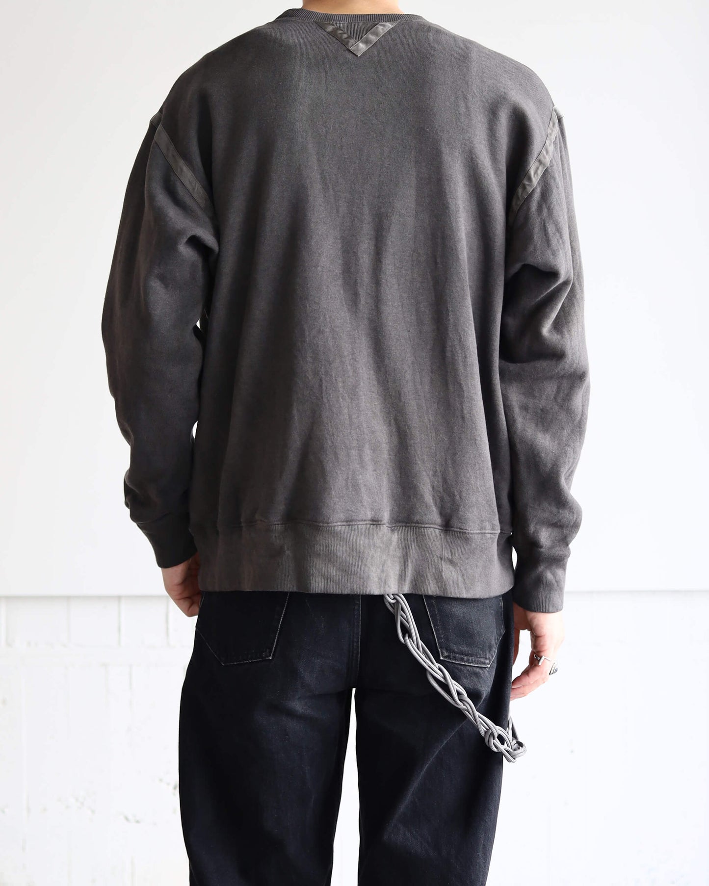 GARMENT DYED SWEAT SHIRT "KURE"